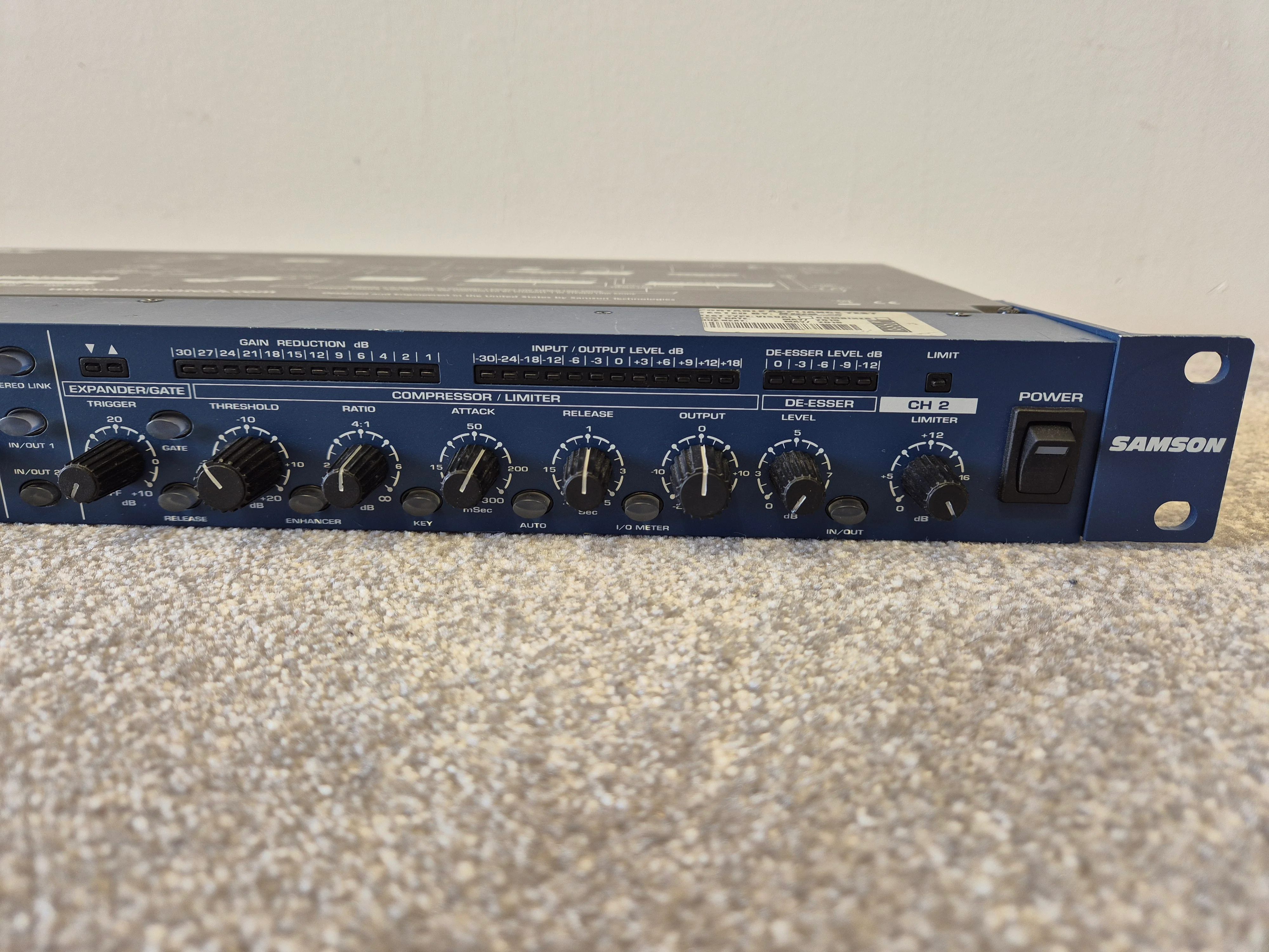 Samson S-COM Plus Stereo Compressor/Limiter - Versatile Audio Processing - Very Good w/ Original Box - Image 2