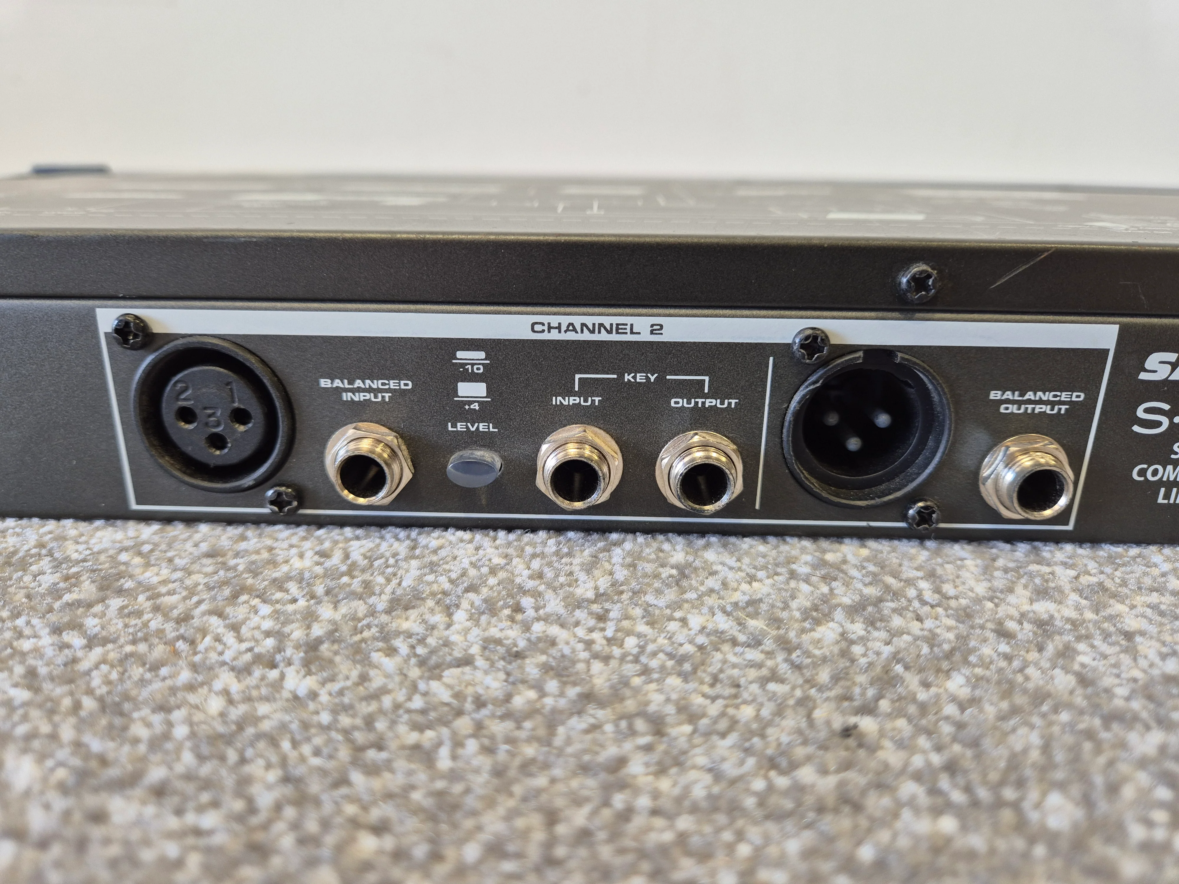 Samson S-COM Plus Stereo Compressor/Limiter - Versatile Audio Processing - Very Good w/ Original Box - Image 6