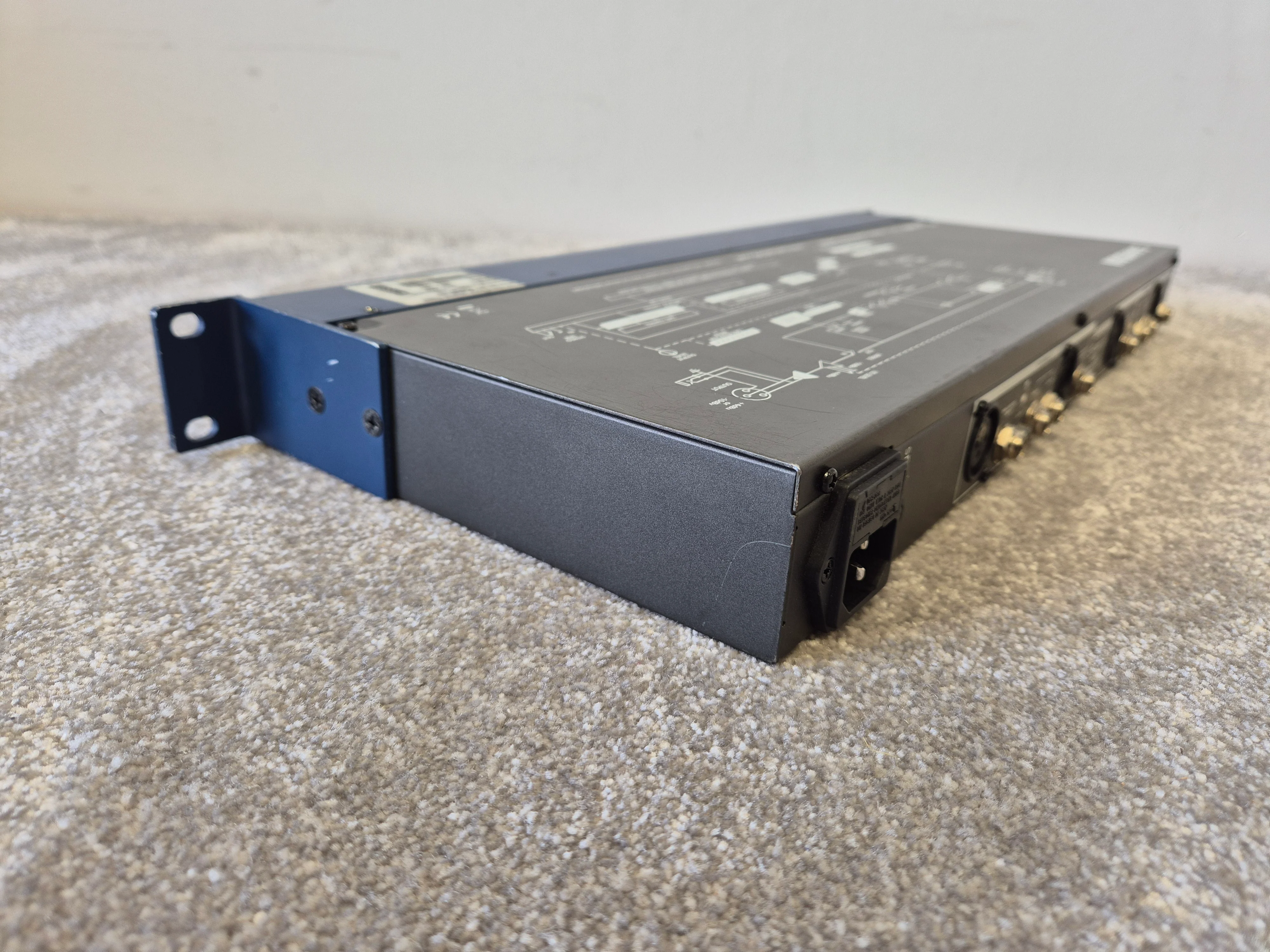 Samson S-COM Plus Stereo Compressor/Limiter - Versatile Audio Processing - Very Good w/ Original Box - Image 8