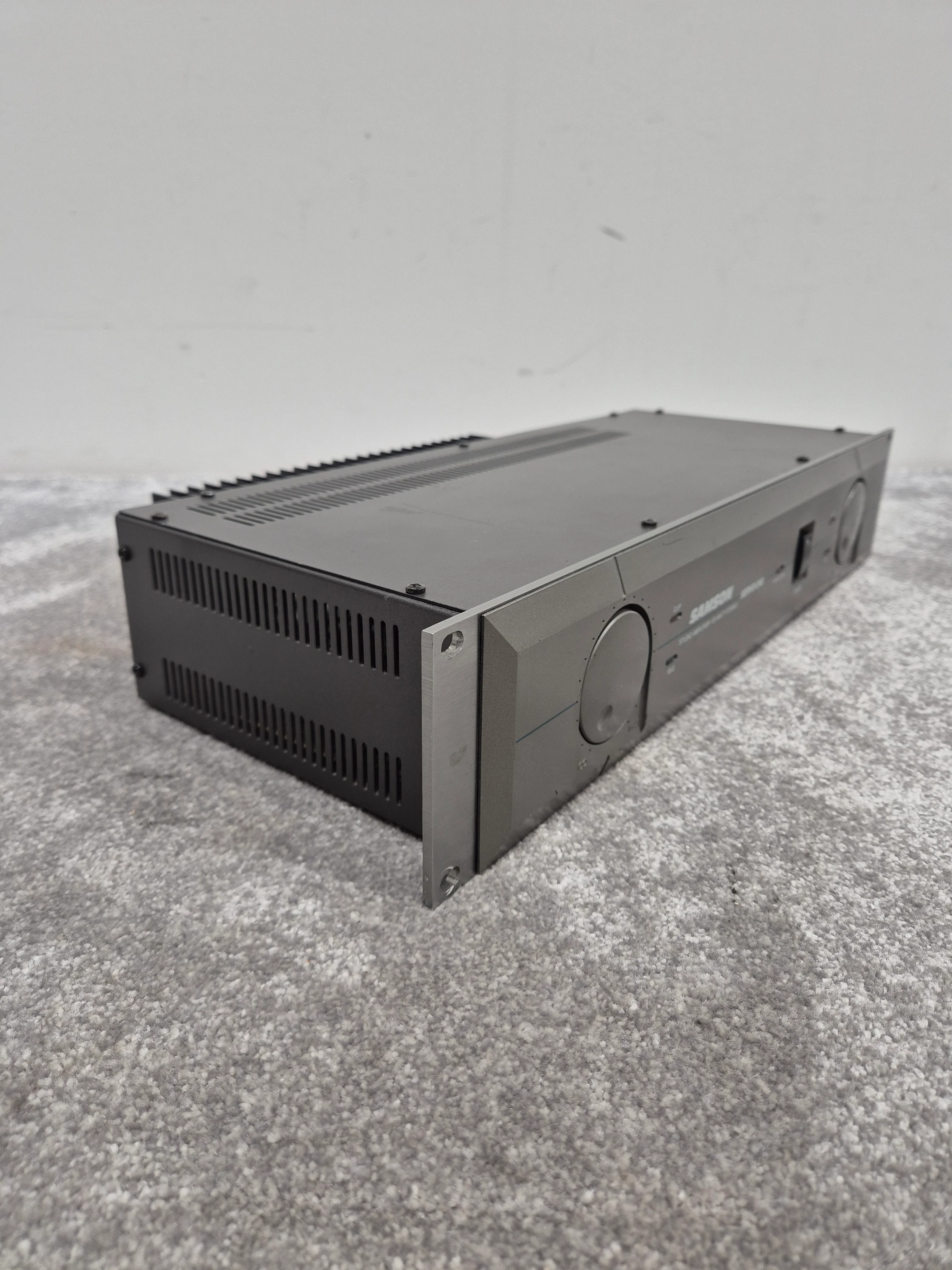 Samson Servo 240 - Stereo Power Amplifier (Read Description) - Image 4