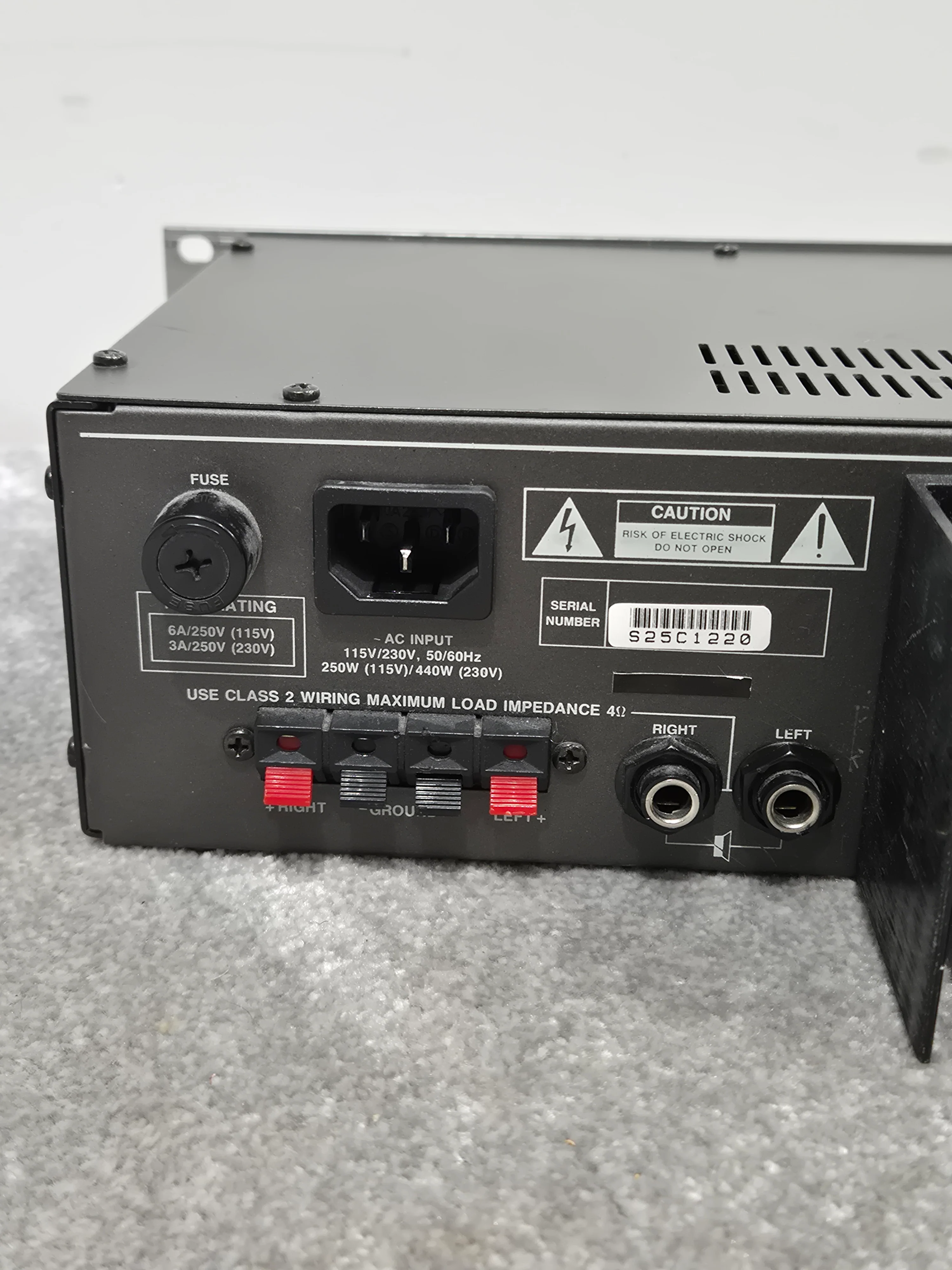 Samson Servo 240 - Stereo Power Amplifier (Read Description) - Image 8