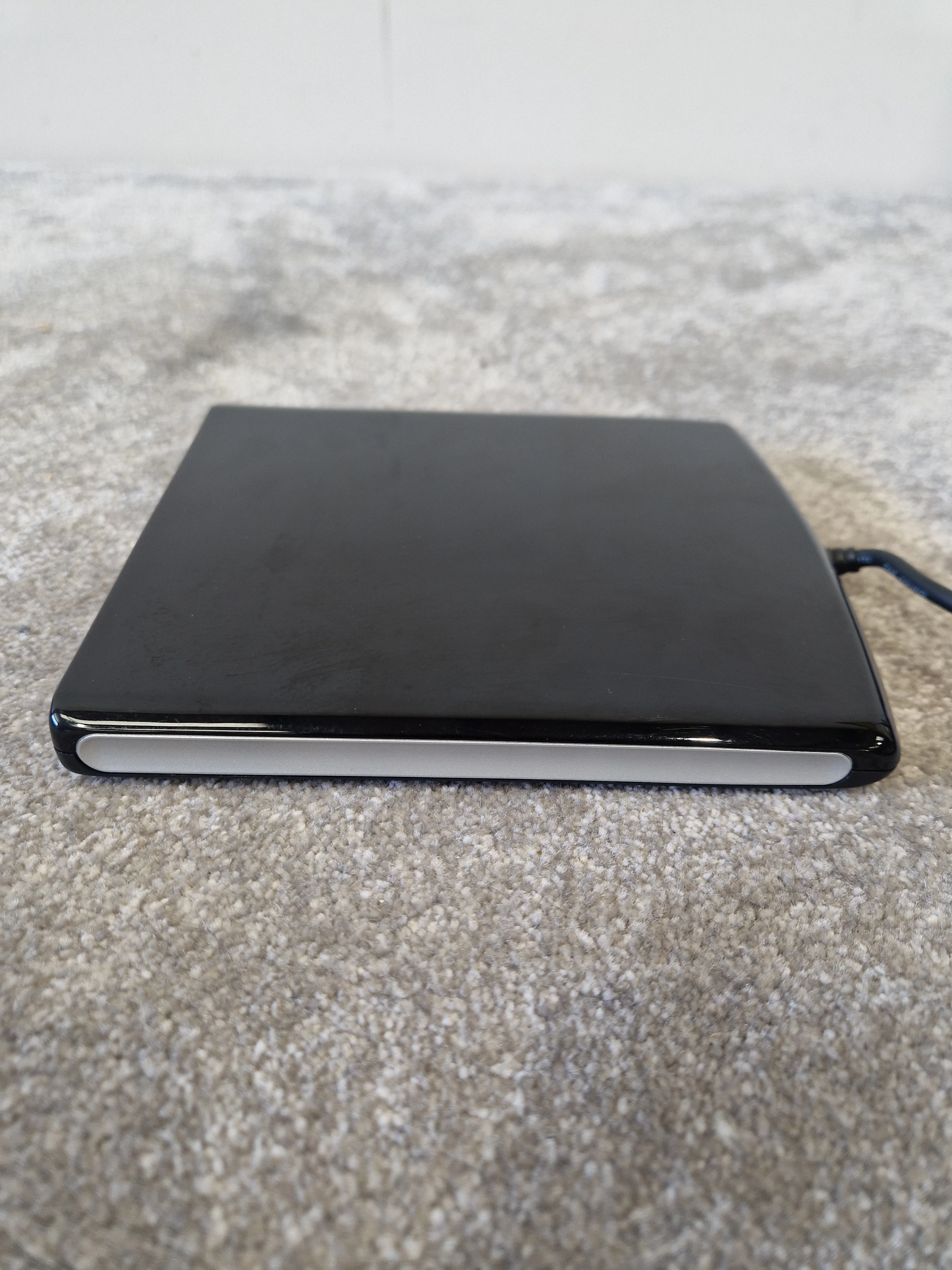 Samsung AA-ES0U12B/E – External DVD±RW Optical Drive – Excellent w/ Original Box - Image 2