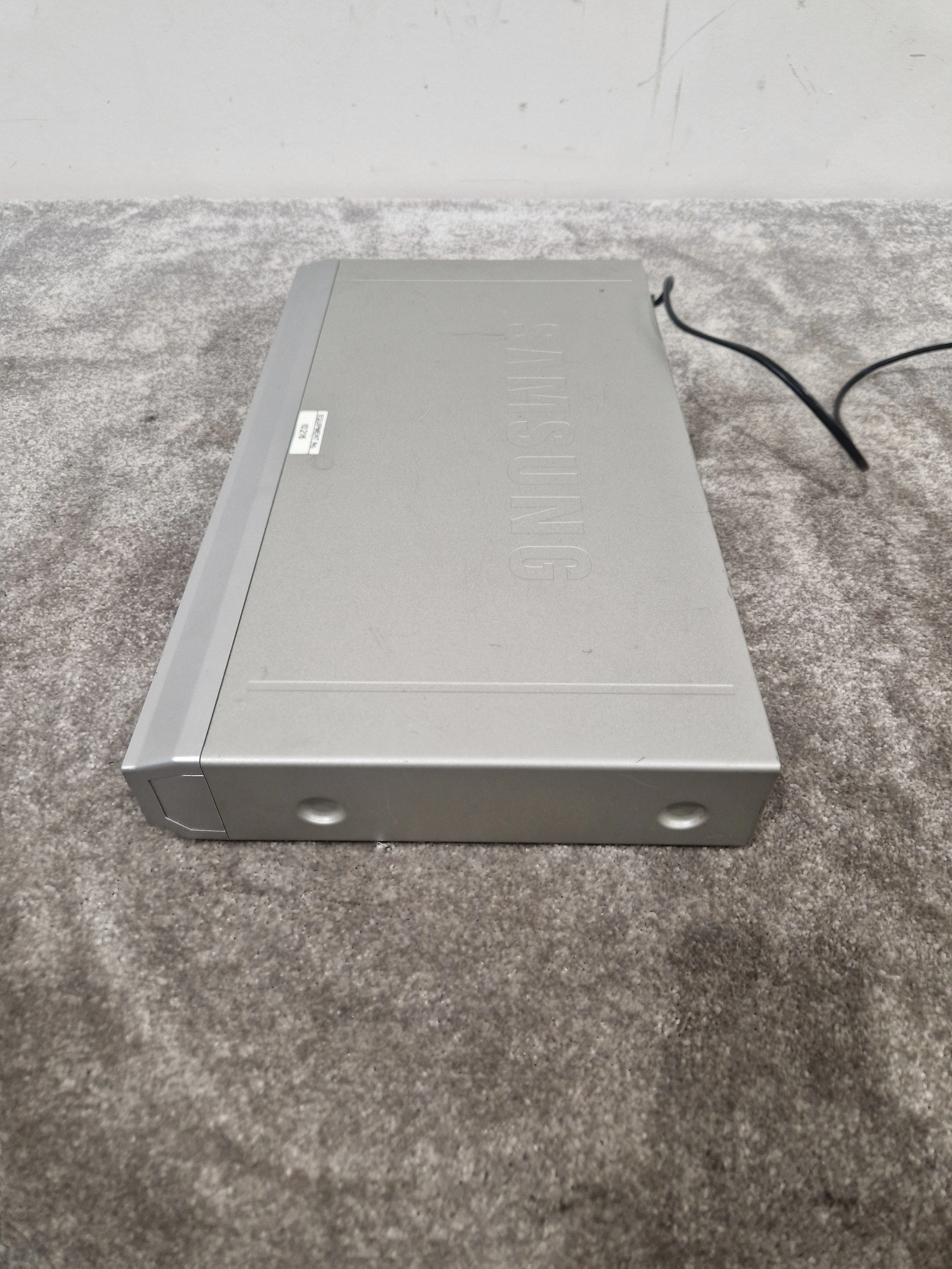 Samsung DVD-E234 - DVD Player, HDMI Output - Very Good w/ Power Supply & Manuals - Image 10