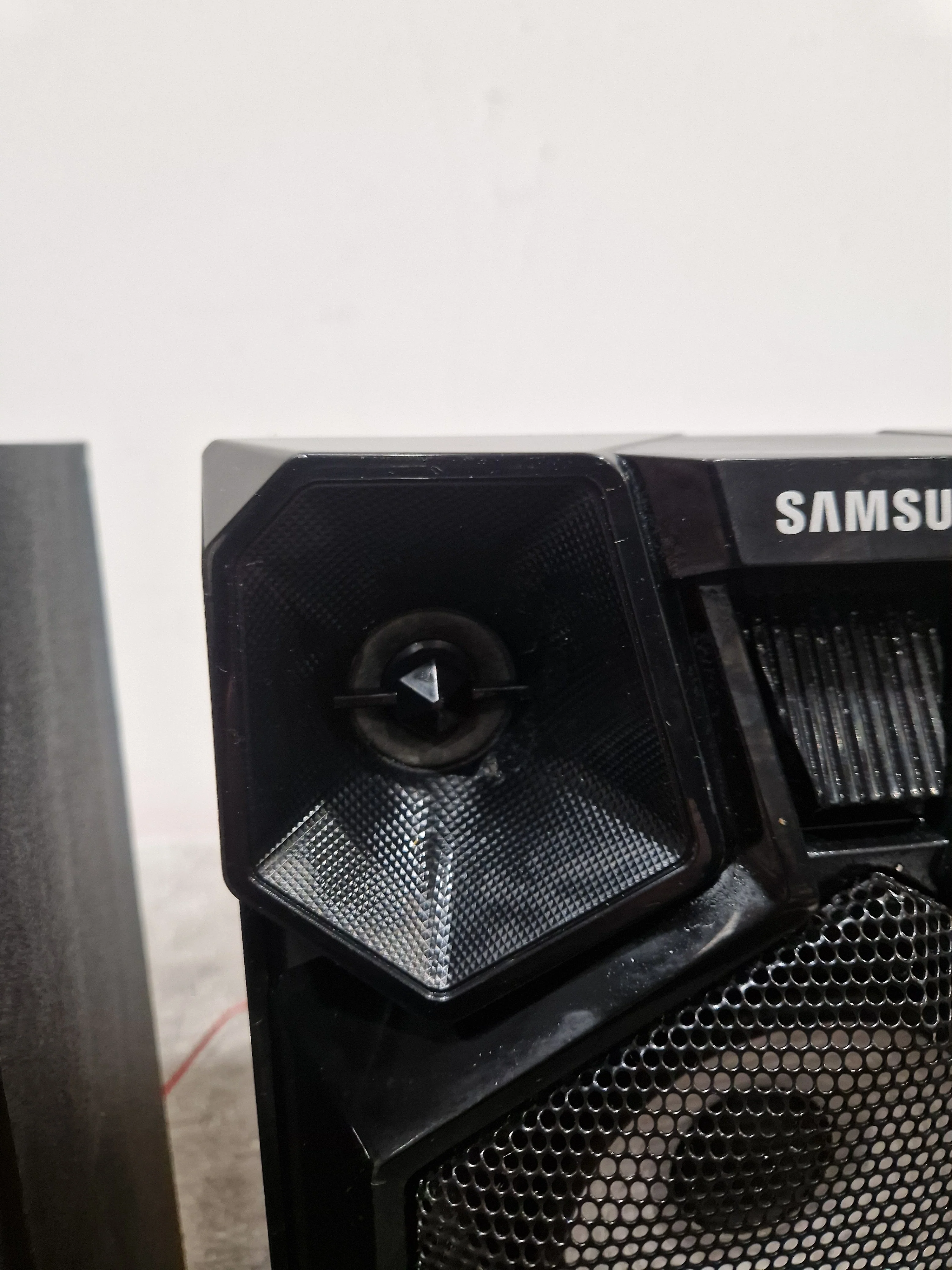 Samsung MX-J630 Hi-Fi Speakers - No Main Unit – Hi-Fi Speakers - Good w/ Original Box - Image 8