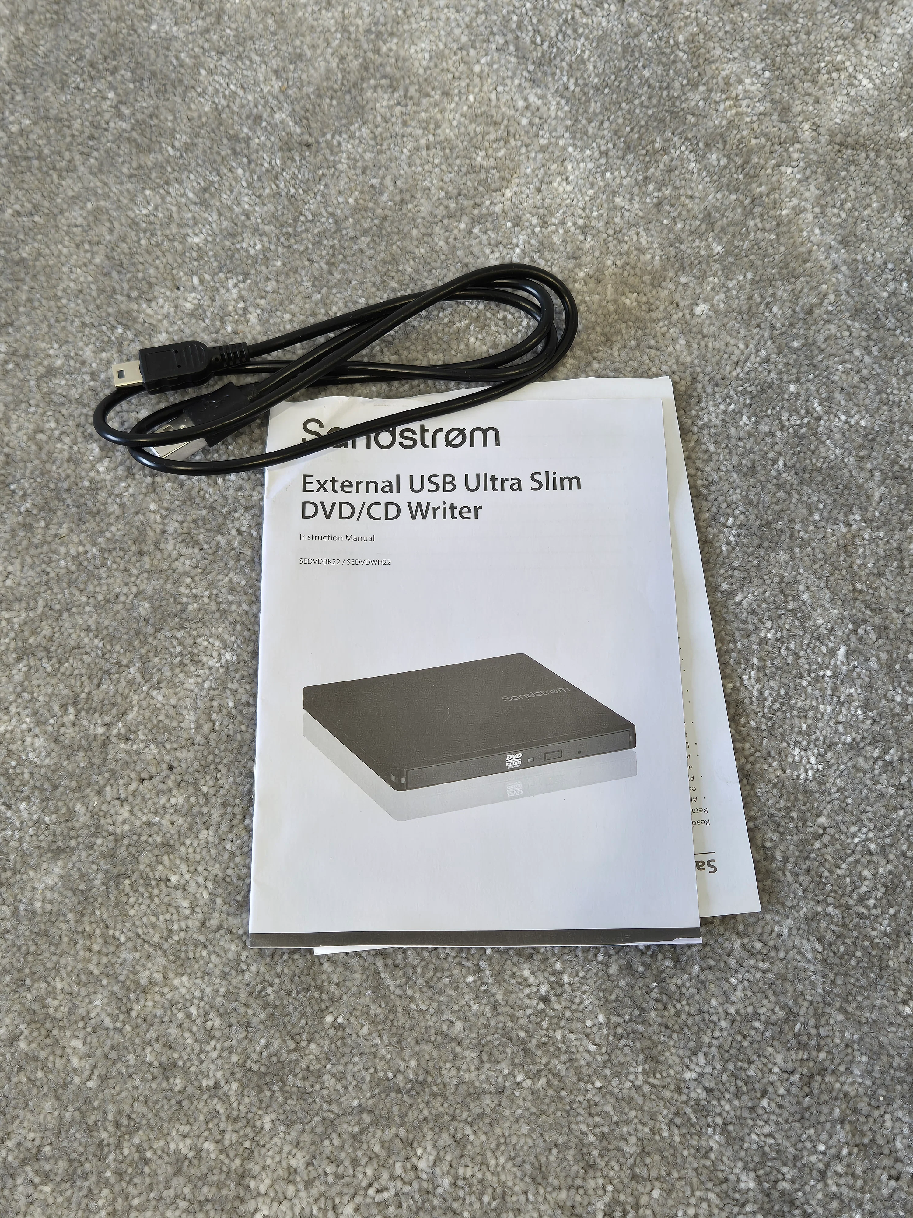 SANDSTROM SEDVDBK22 - External DVD Super Multi CD/DVD Writer w/ Original Box - Image 7