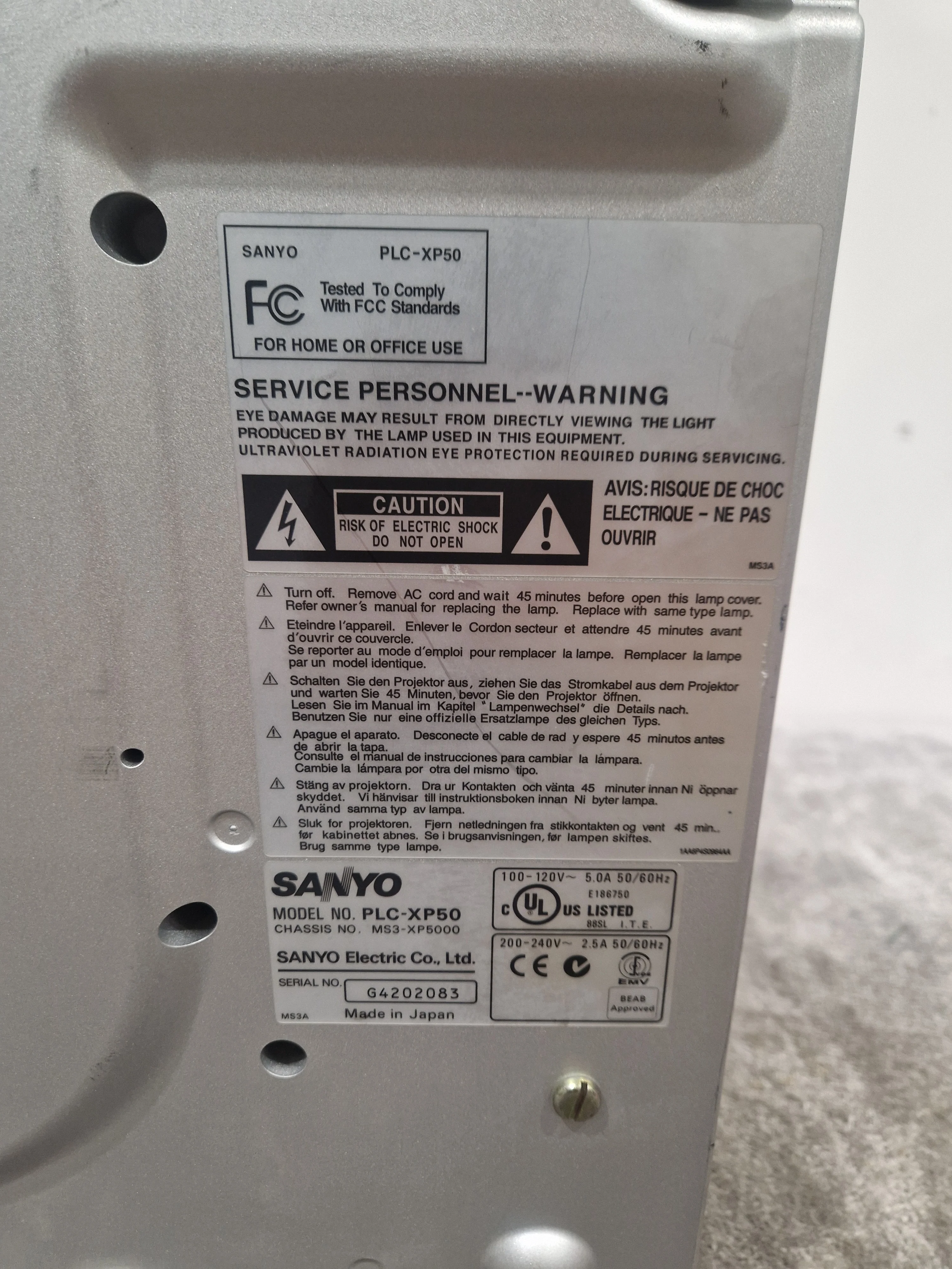 Sanyo PRO Xtra X PLC-XP50 Projector - High Brightness, XGA Resolution - Very Good - Image 11