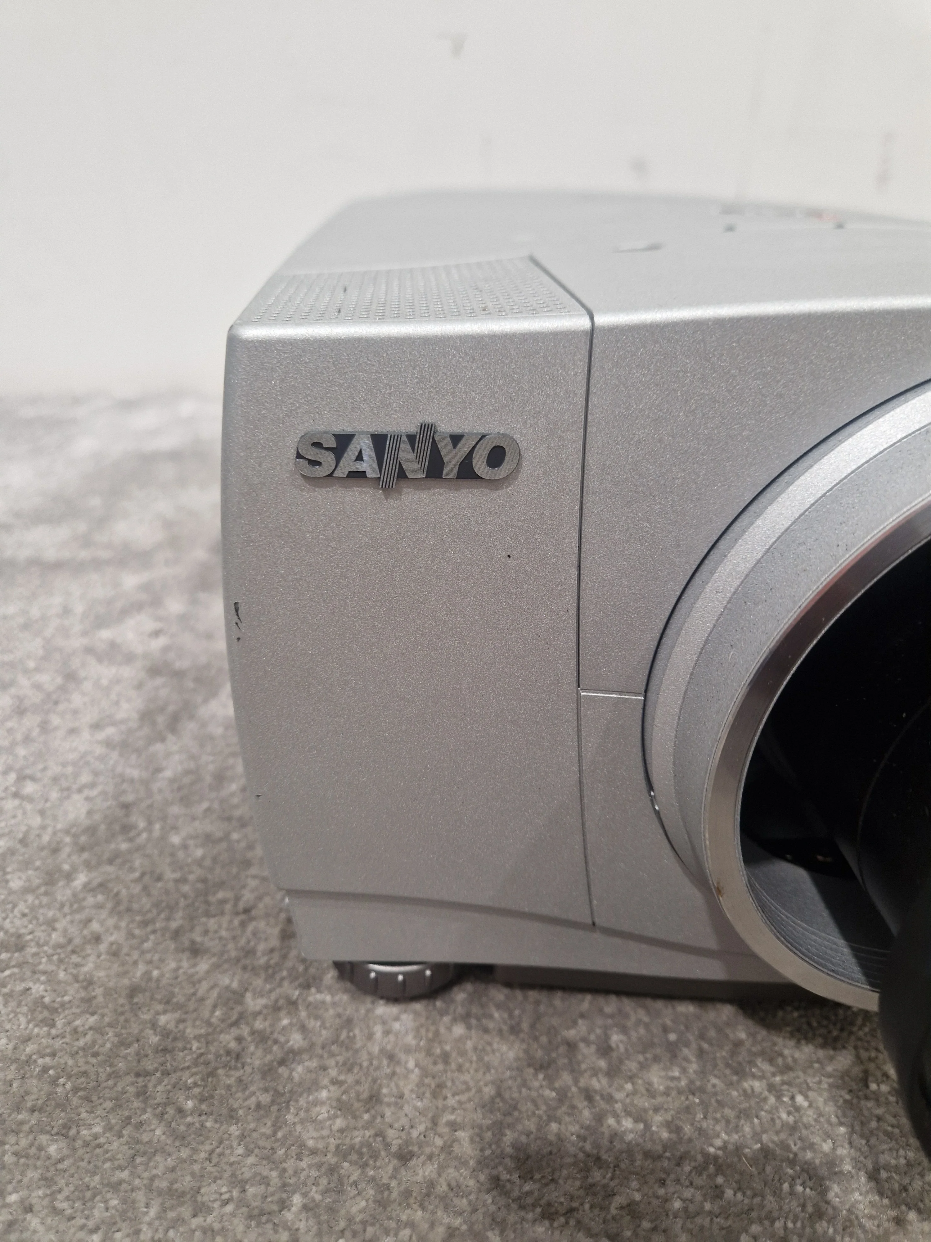 Sanyo PRO Xtra X PLC-XP50 Projector - High Brightness, XGA Resolution - Very Good - Image 6
