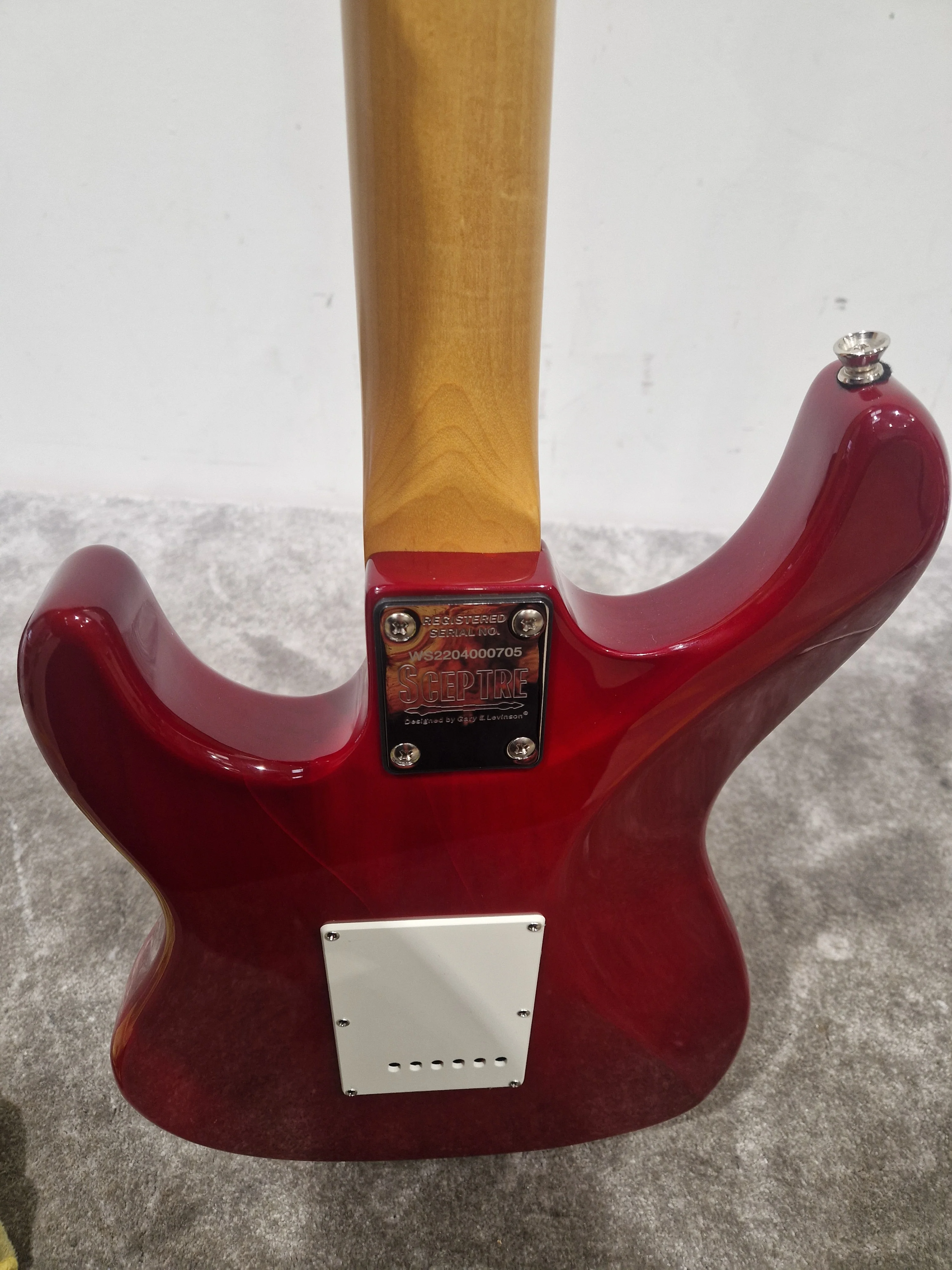 Sceptre Ventana Deluxe Dark Red - Premium Electric Guitar - Very Good - Image 10