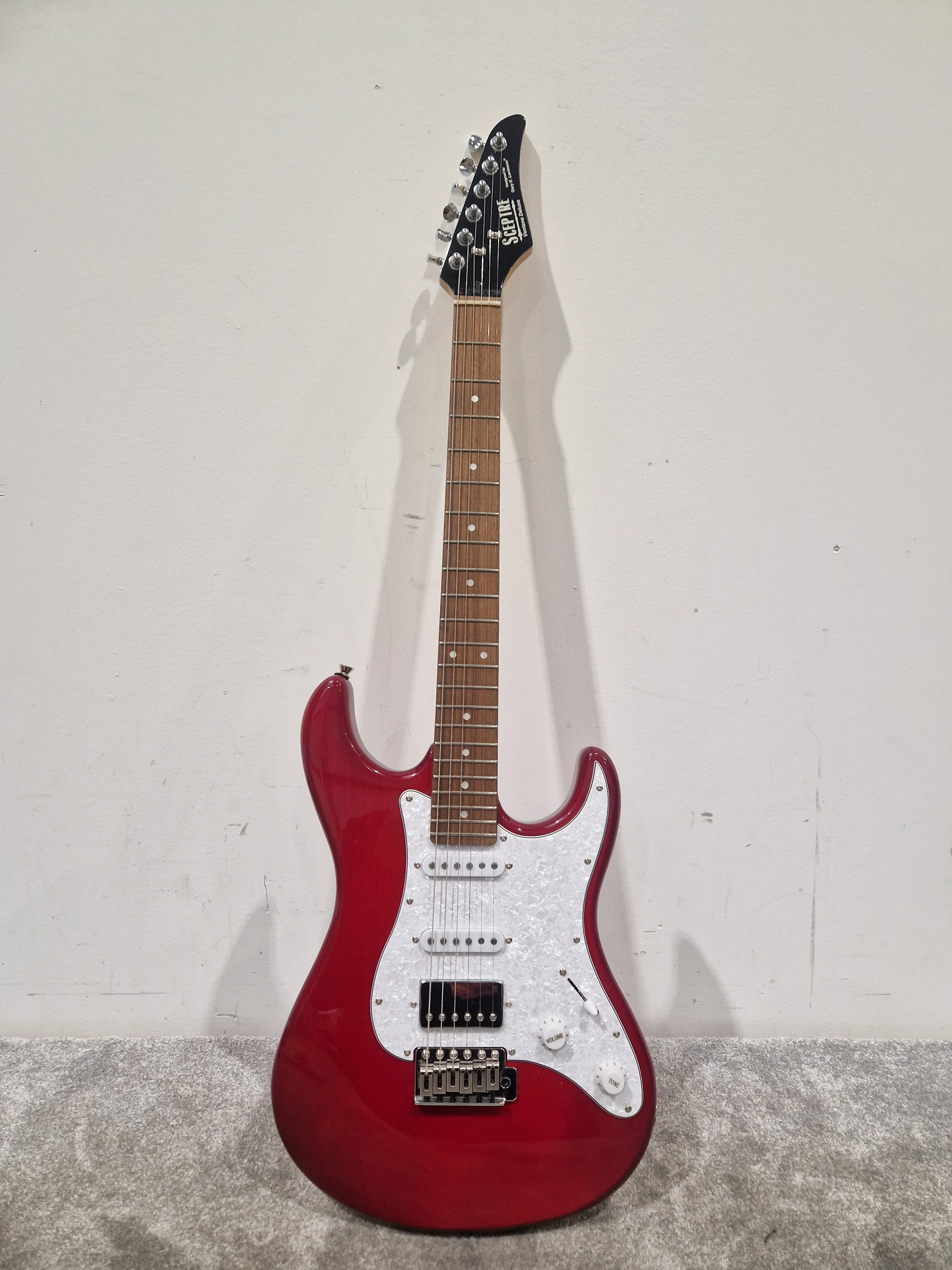 Sceptre Ventana Deluxe Dark Red - Premium Electric Guitar - Very Good - Image 3