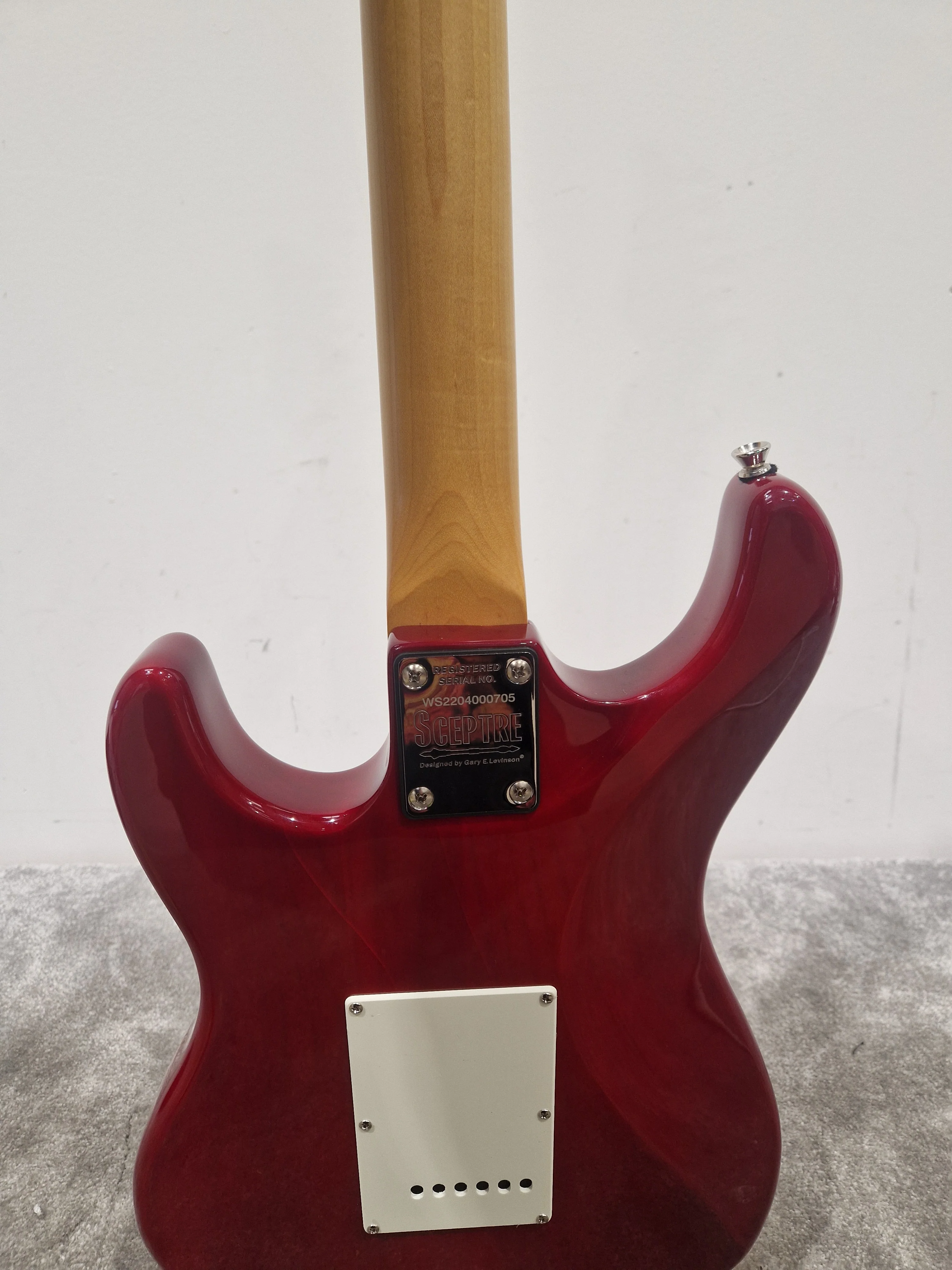 Sceptre Ventana Deluxe Dark Red - Premium Electric Guitar - Very Good - Image 6