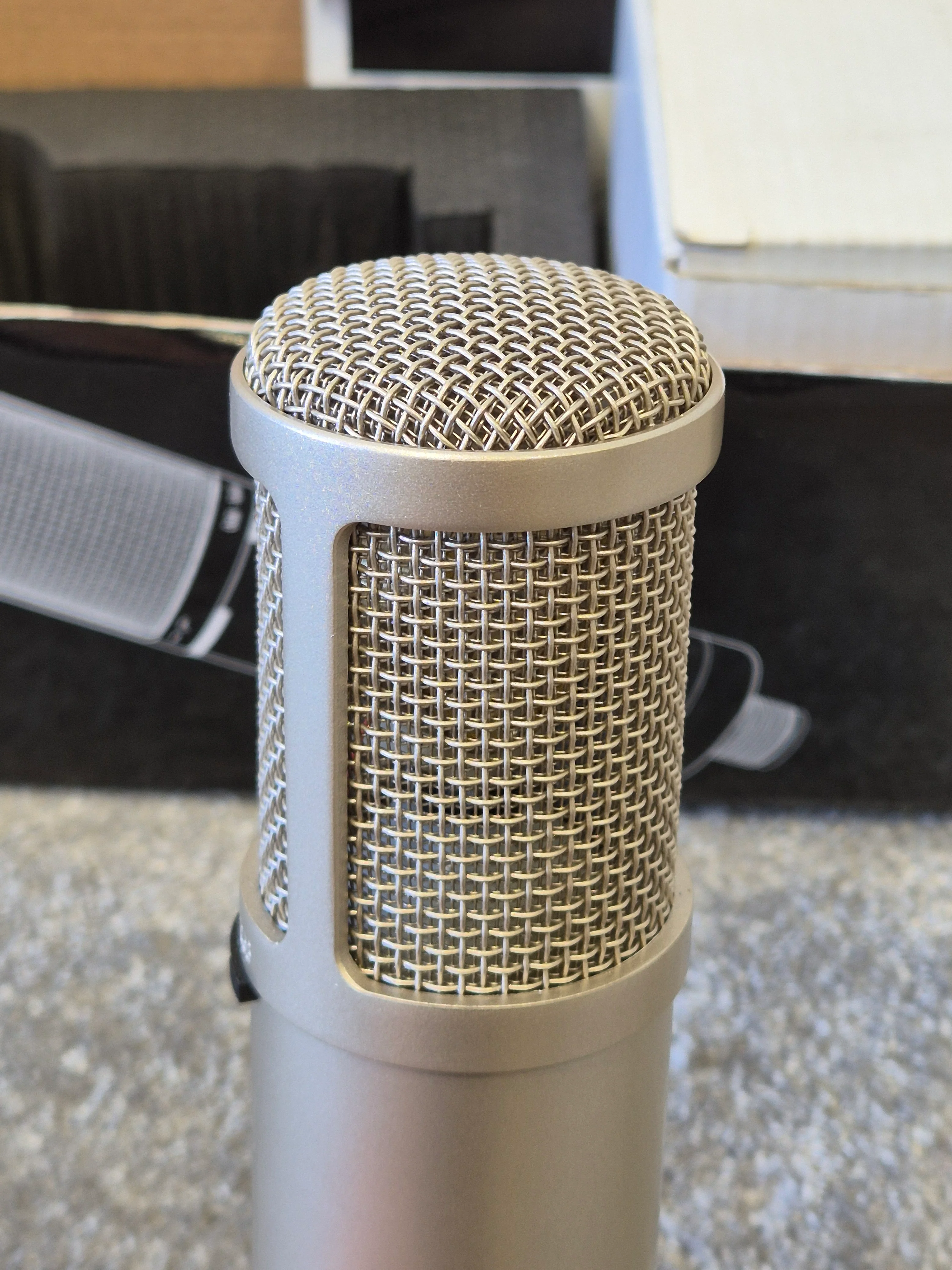 sE Electronics sE2000 - Condenser Microphone w/ Original Box - Excellent Condition - Image 6