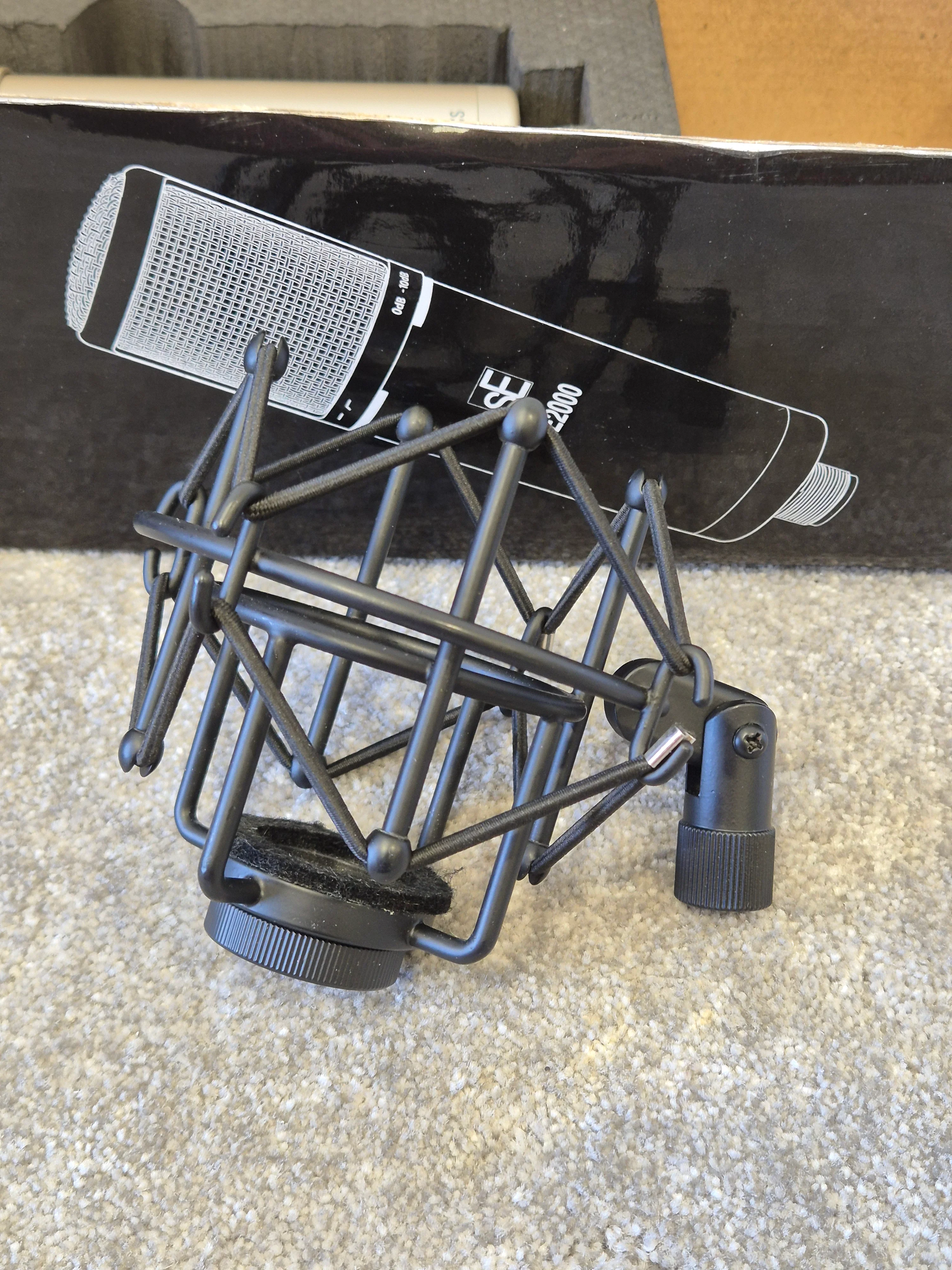 sE Electronics sE2000 - Condenser Microphone w/ Original Box - Excellent Condition - Image 8