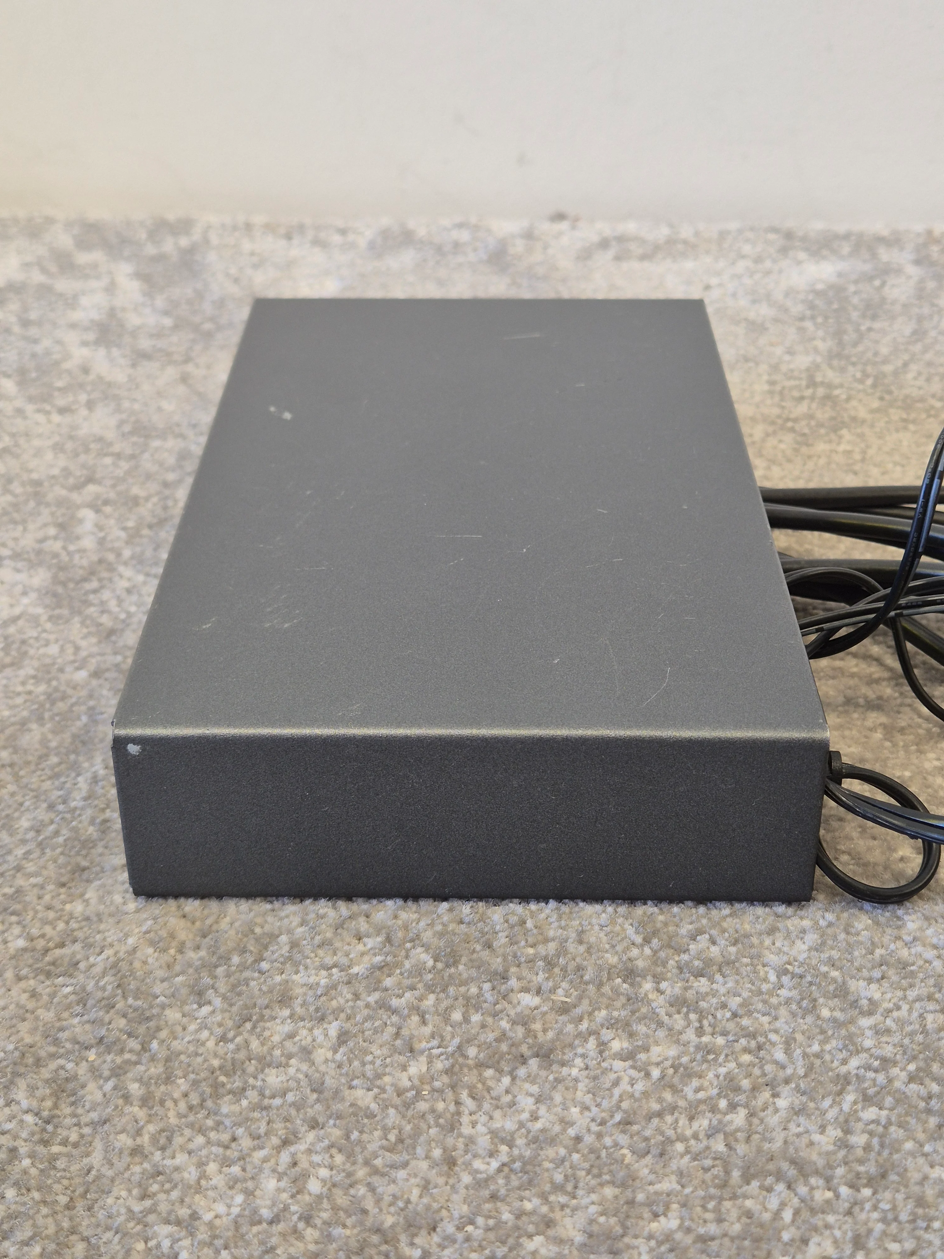 Sennheiser ASP 1 - Antenna Splitter - Good Condition w/ Various Cables - Image 7