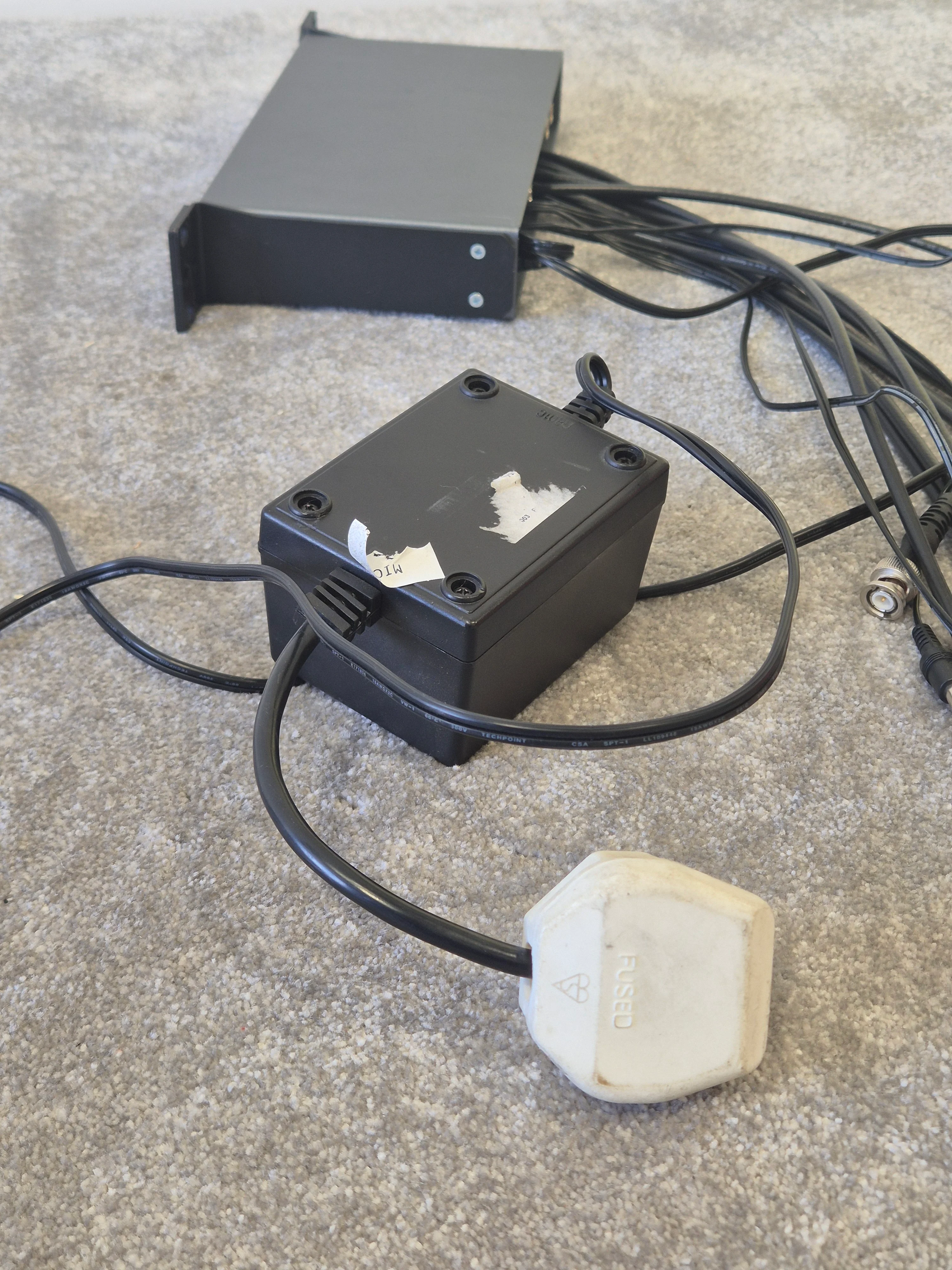 Sennheiser ASP 2 - Antenna Splitter - Good - Image 9