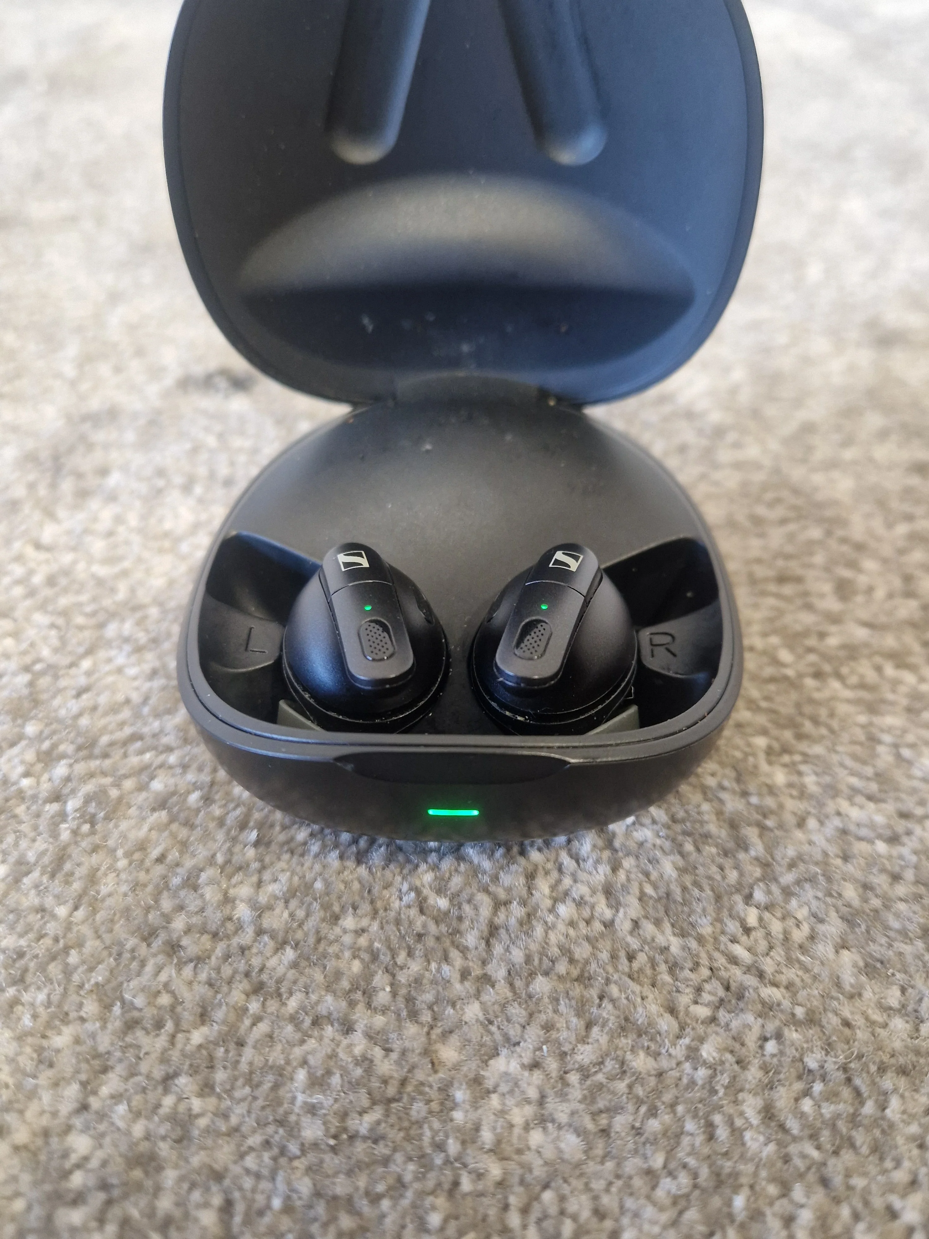 Sennheiser Conversation Clear Plus - Headphones - Excellent w/ Original Box, Manuals & cables - Image 6