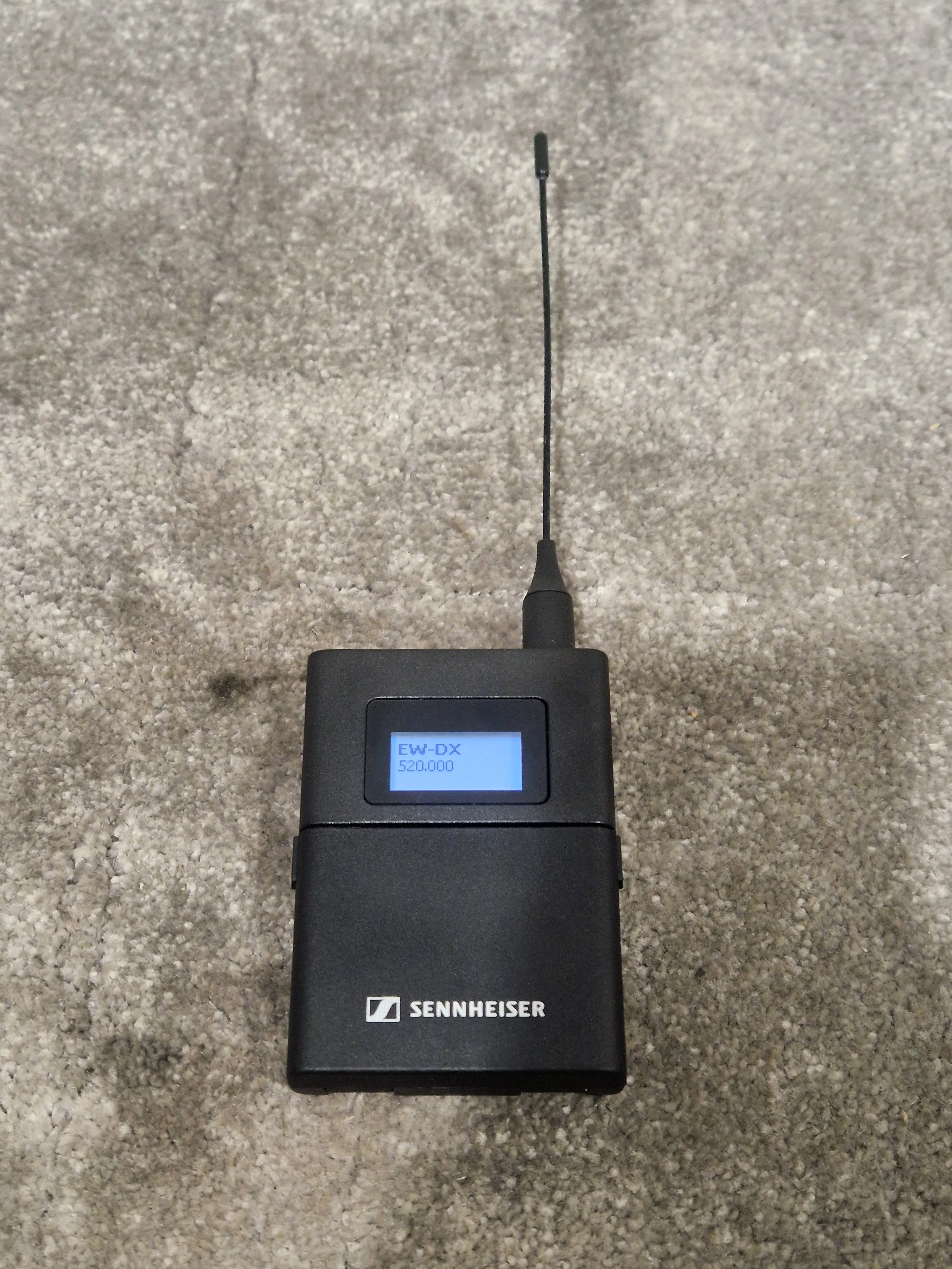 Sennheiser EW-DX SK 520.000 MHz- Bodypack Transmitter - Black - Excellent - Image 11