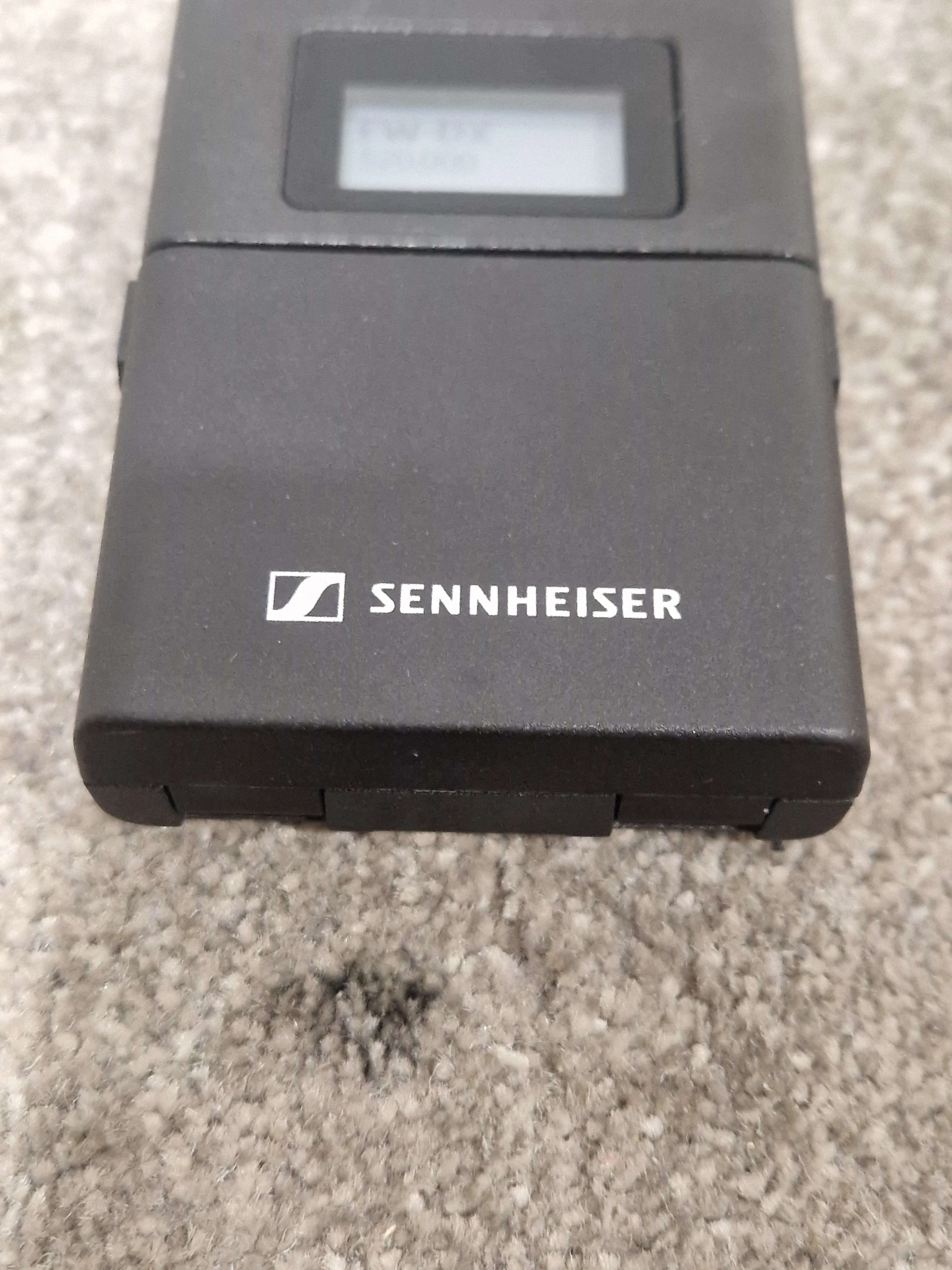 Sennheiser EW-DX SK 520.000 MHz- Bodypack Transmitter - Black - Excellent - Image 2