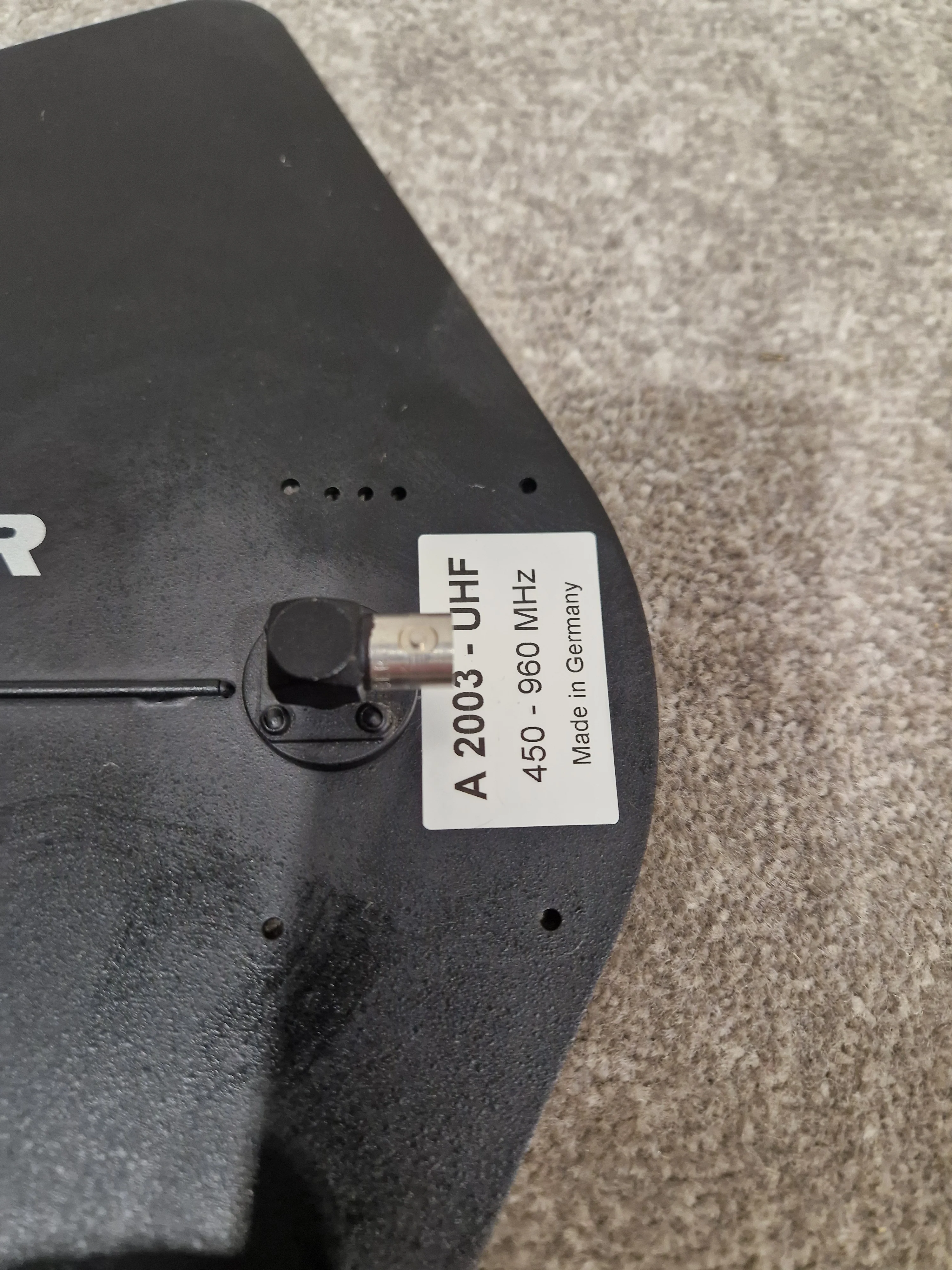 Sennheiser eW IEM G3 AC3 Shark Fin Antenna and Cable - Excellent - Image 3
