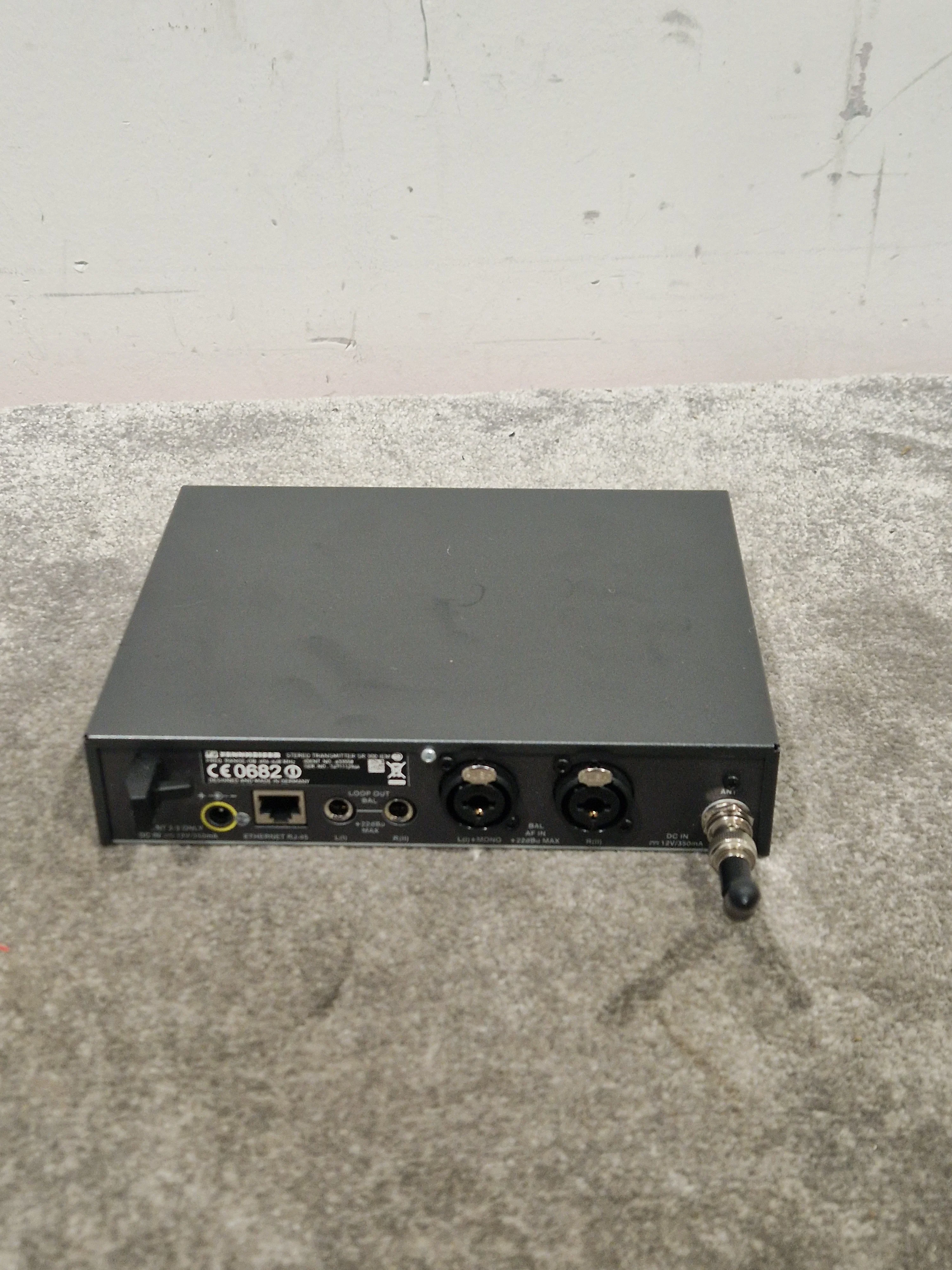 Sennheiser eW IEM G3 Transmitter And Receiver System – Wireless Microphone System - Excellent w/ Power Supply - Image 11