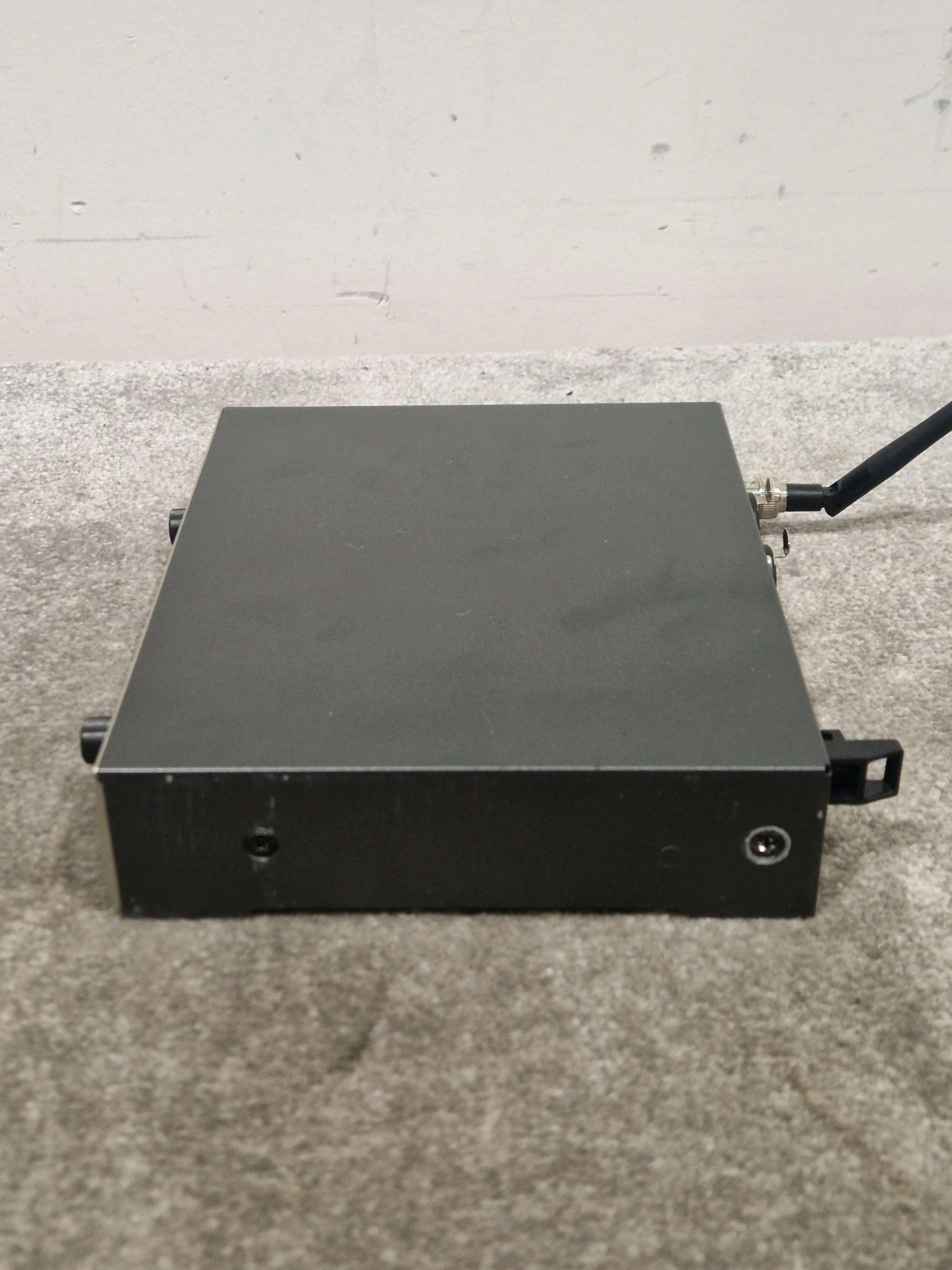 Sennheiser eW IEM G3 Transmitter And Receiver System – Wireless Microphone System - Excellent w/ Power Supply - Image 13