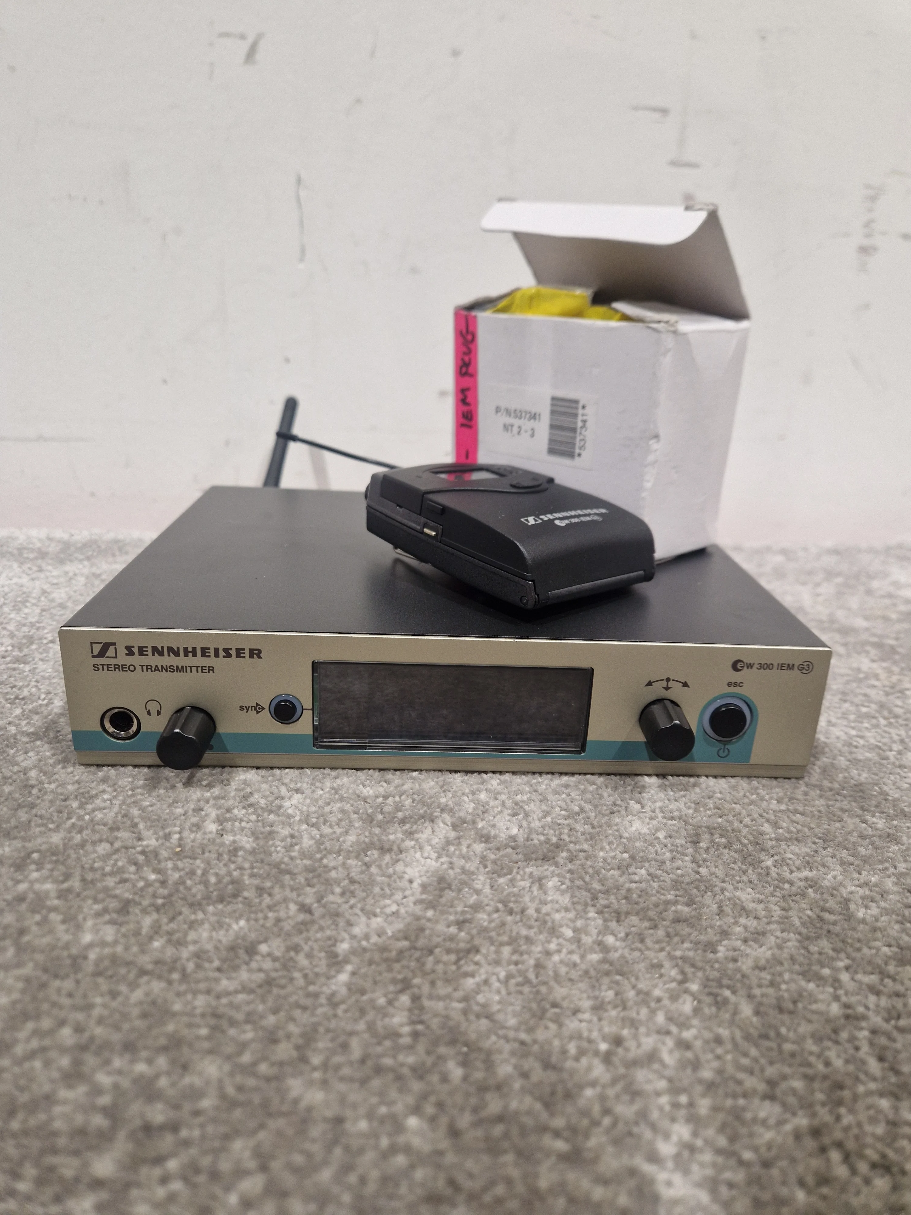 Sennheiser eW IEM G3 Transmitter And Receiver System – Wireless Microphone System - Excellent w/ Power Supply - Image 2