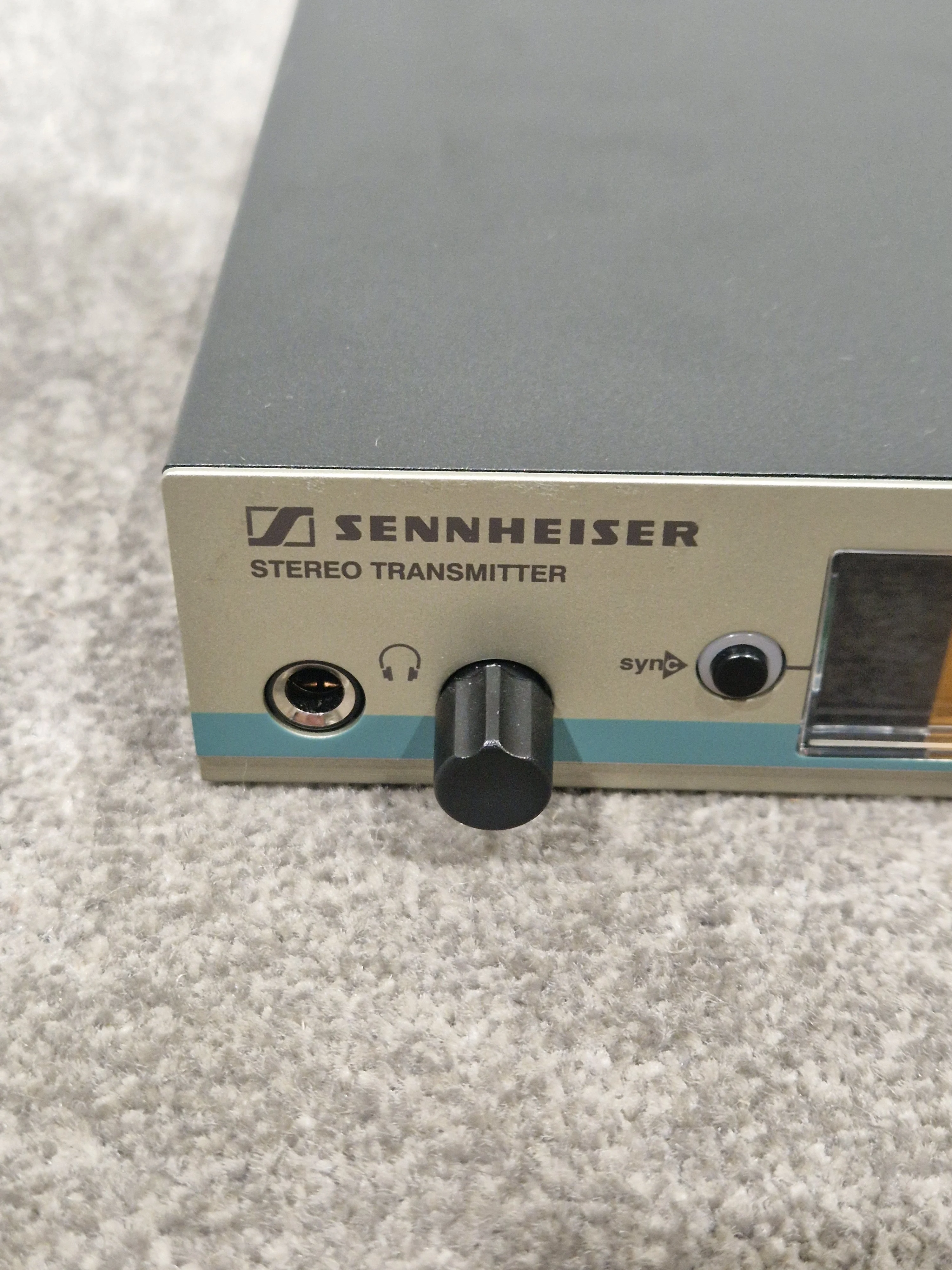 Sennheiser eW IEM G3 Transmitter And Receiver System – Wireless Microphone System - Excellent w/ Power Supply - Image 6