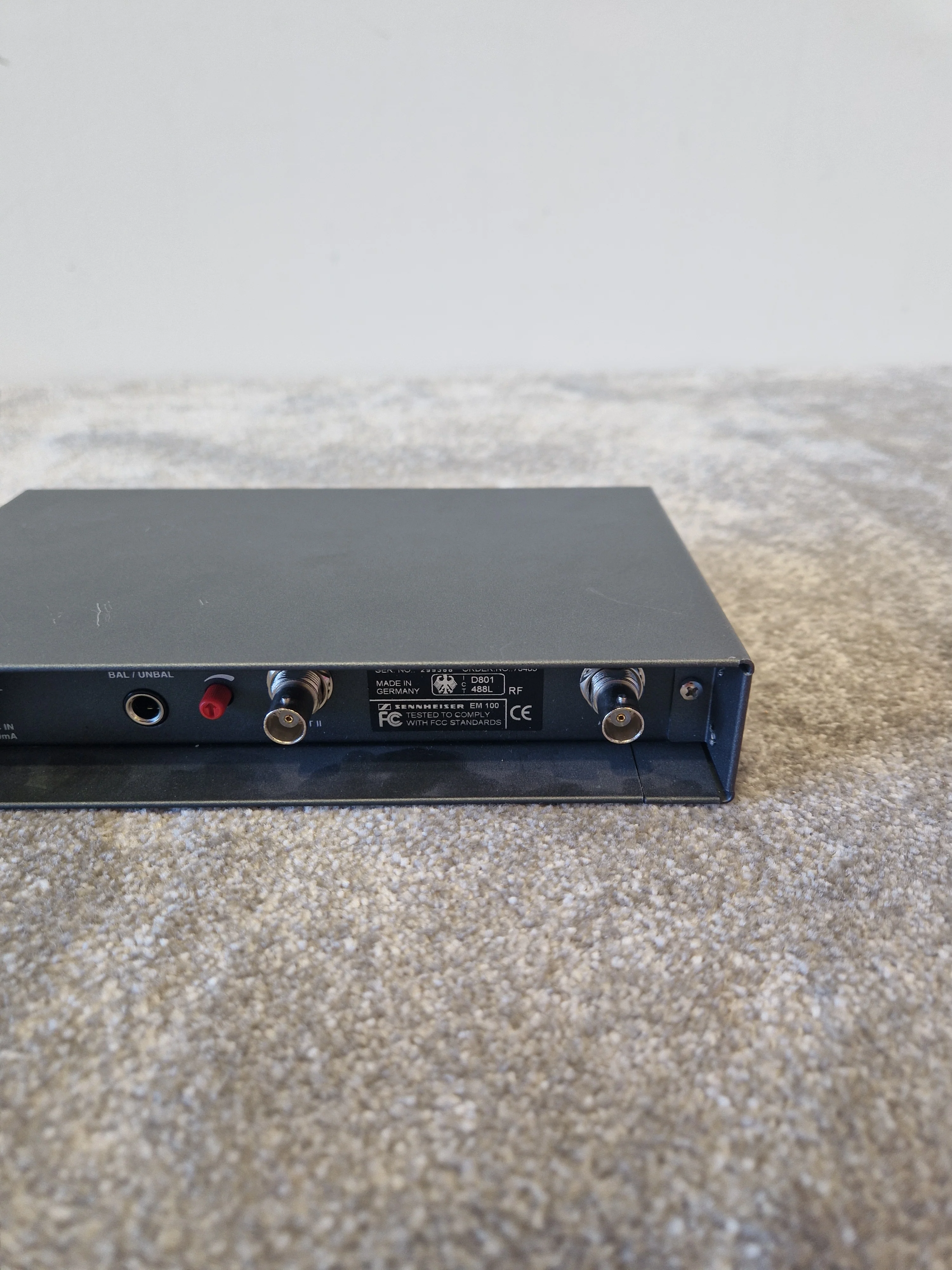 Sennheiser EW100 Wireless System – UHF Receiver – Very Good (Base Unit Only) - Image 6