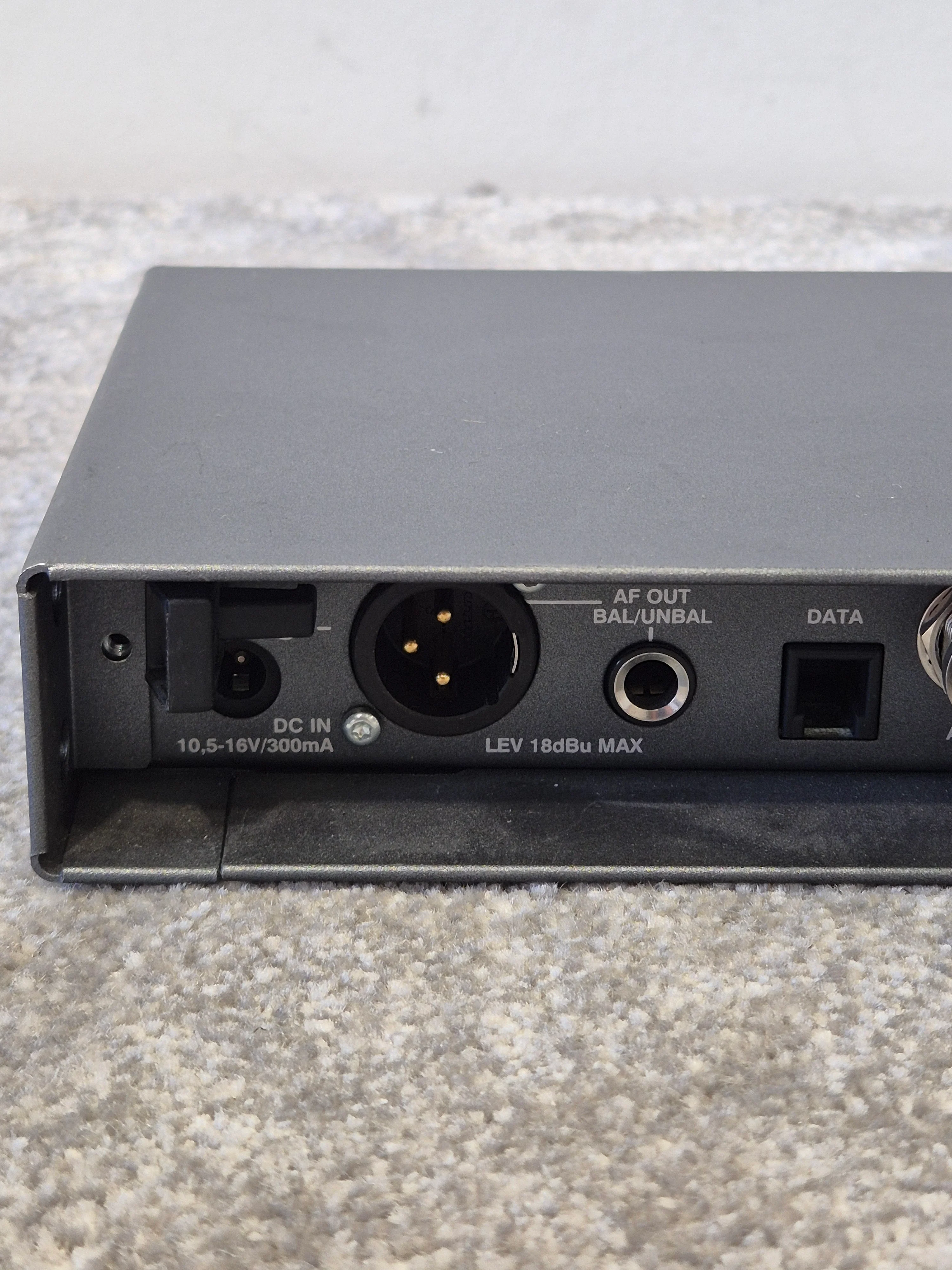 Sennheiser eW300 - Wireless Microphone Receiver - Good Condition - Image 6