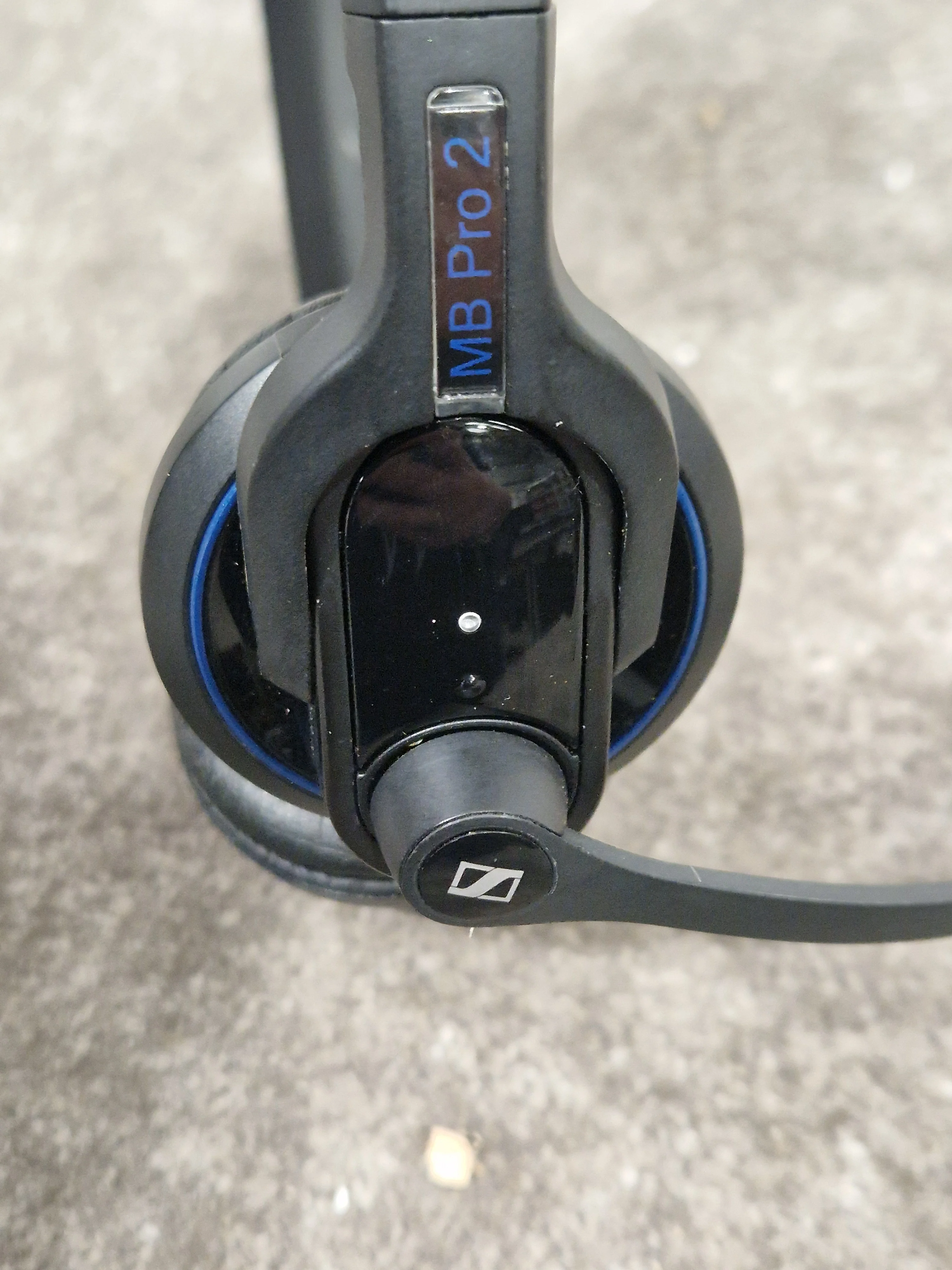 Sennheiser MB Pro 2 Headset - Noise-Canceling, Bluetooth - Excellent - Image 10