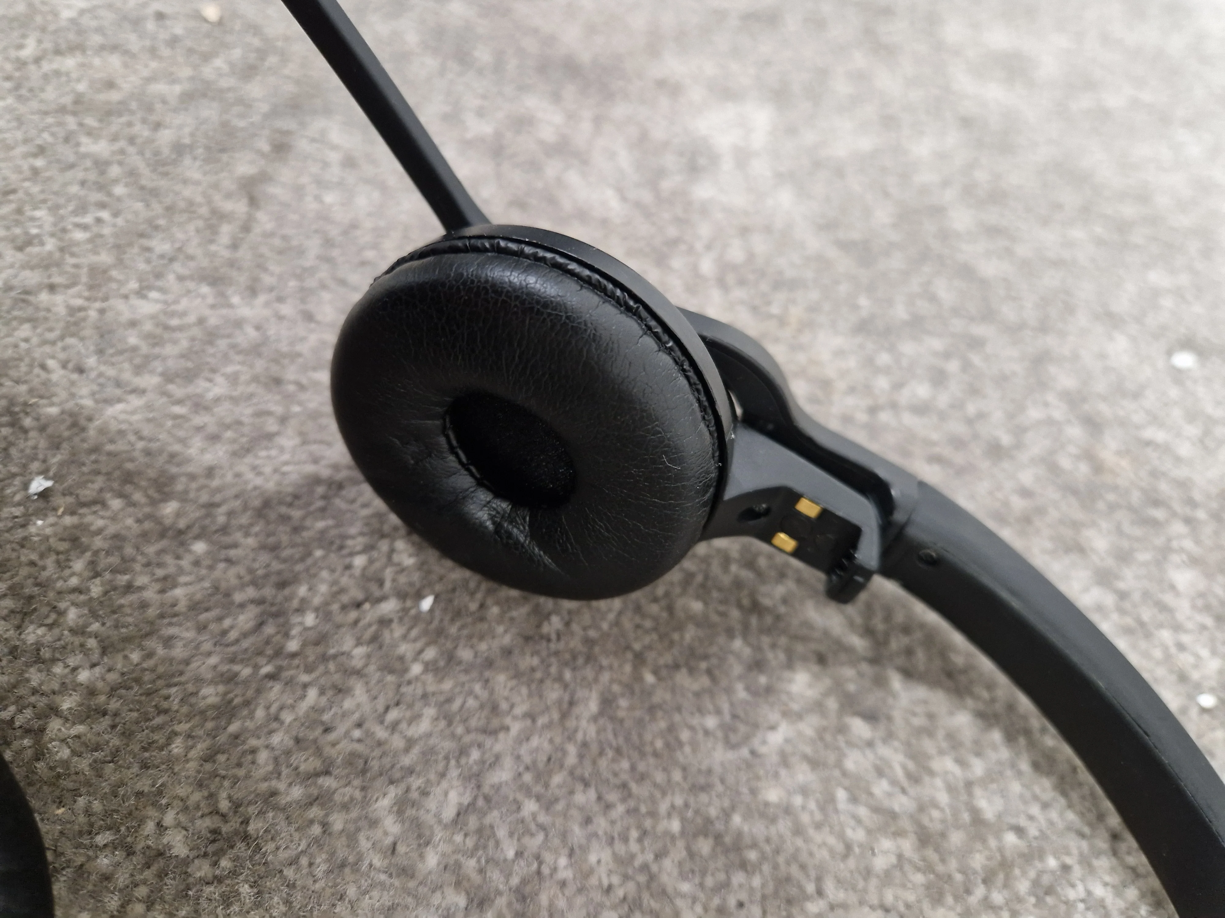 Sennheiser MB Pro 2 Headset - Noise-Cancelling, Bluetooth - Excellent - Image 4