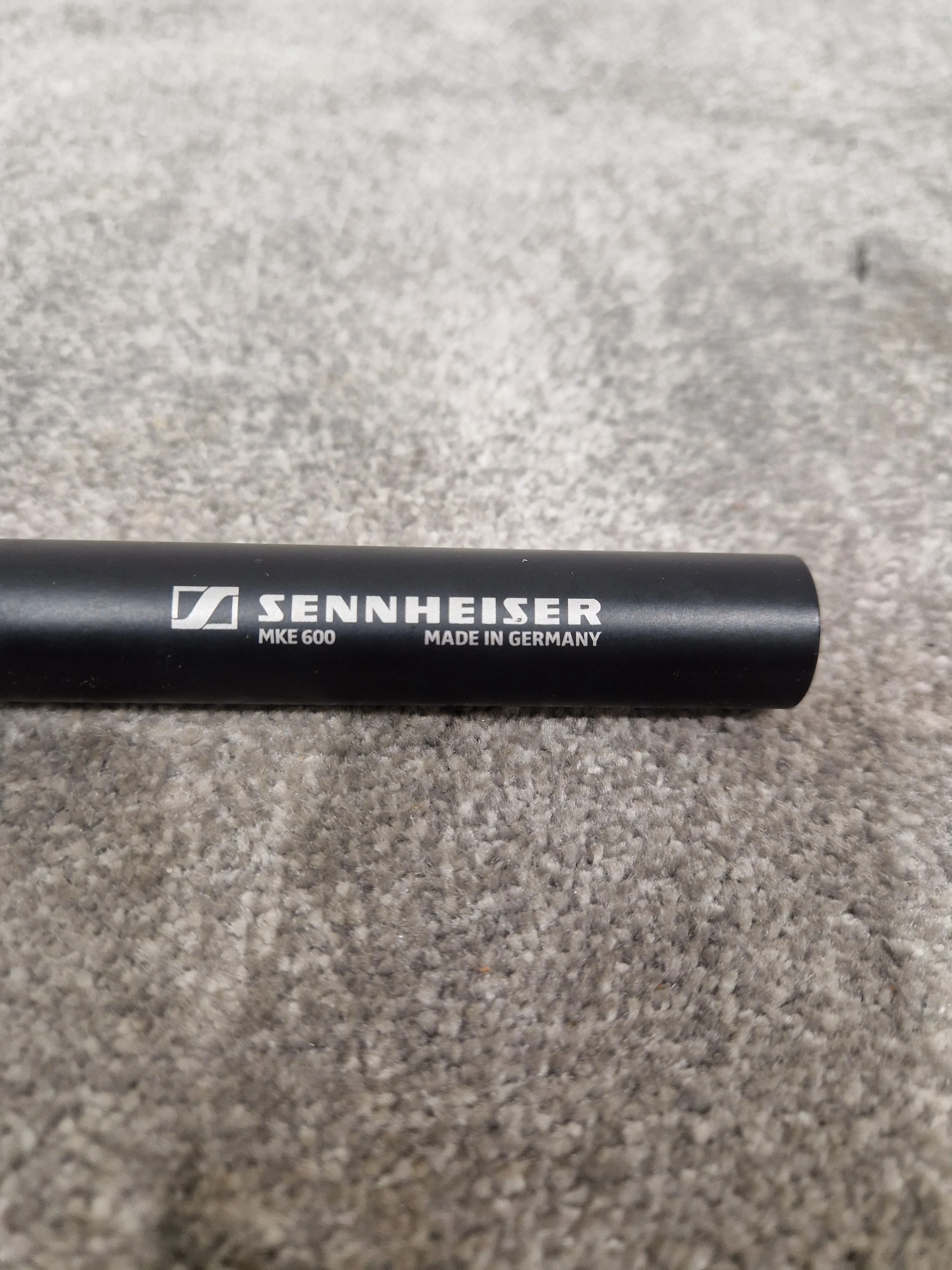 Sennheiser MKE 600 - Shotgun Microphone - Excellent w/ Mic Cover - Image 5