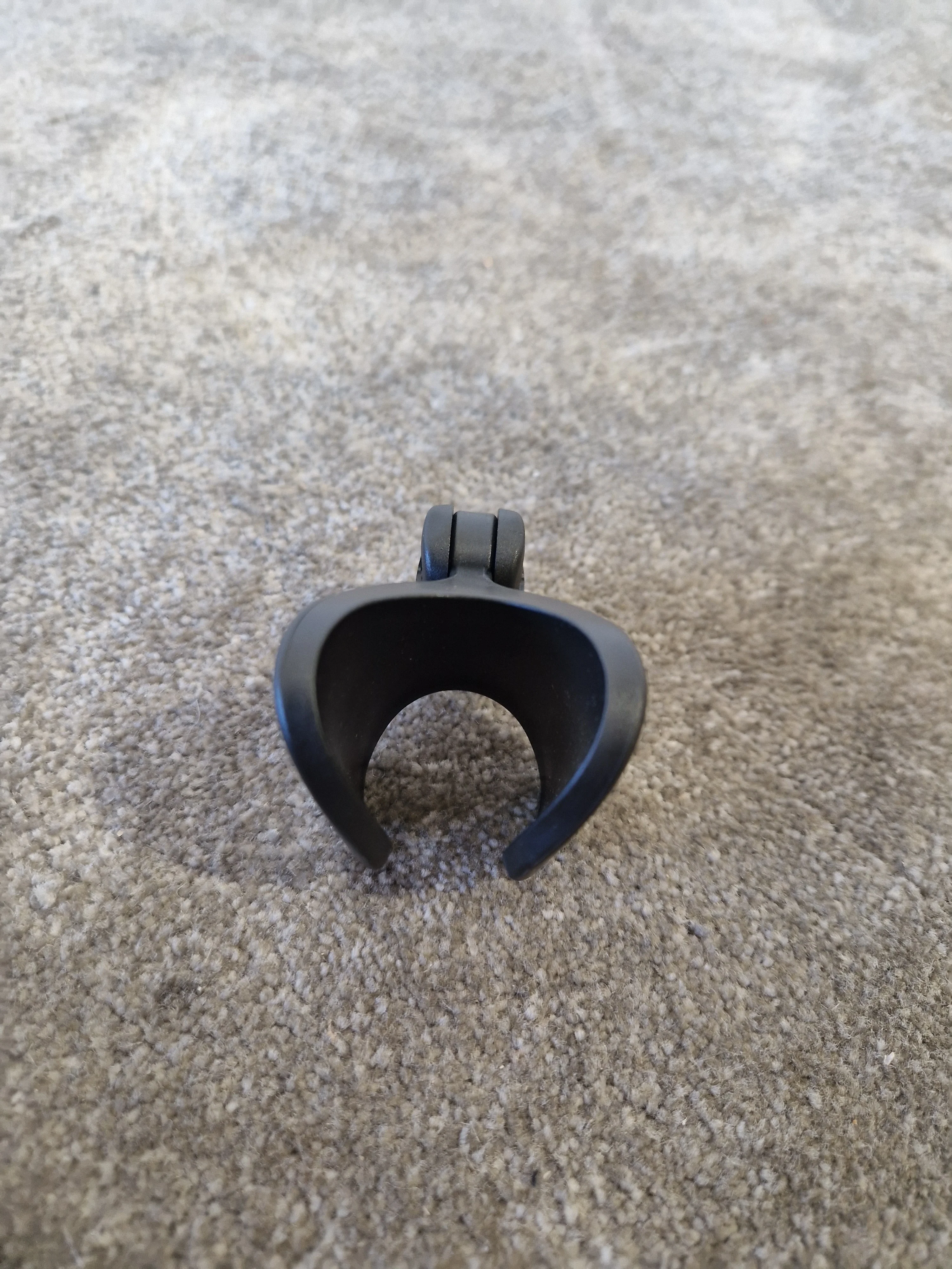 Sennheiser MZQ Mic Holder - Black – Mic Holder - Excellent - Image 8