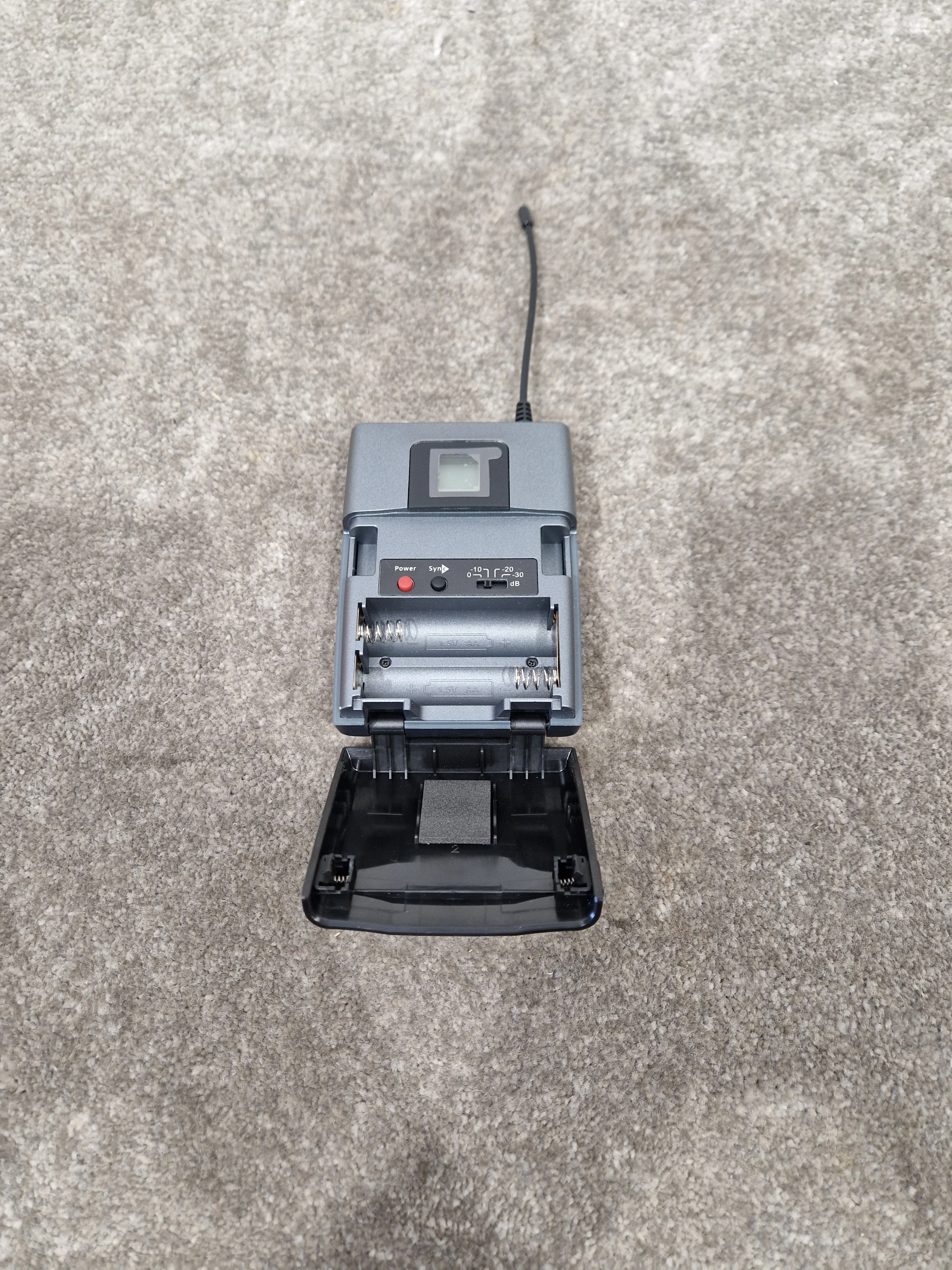 Sennheiser Sk-xsw - Wireless Bodypack Transmitter 611.100Mhz - Excellent w/ Mini Mic - Image 3