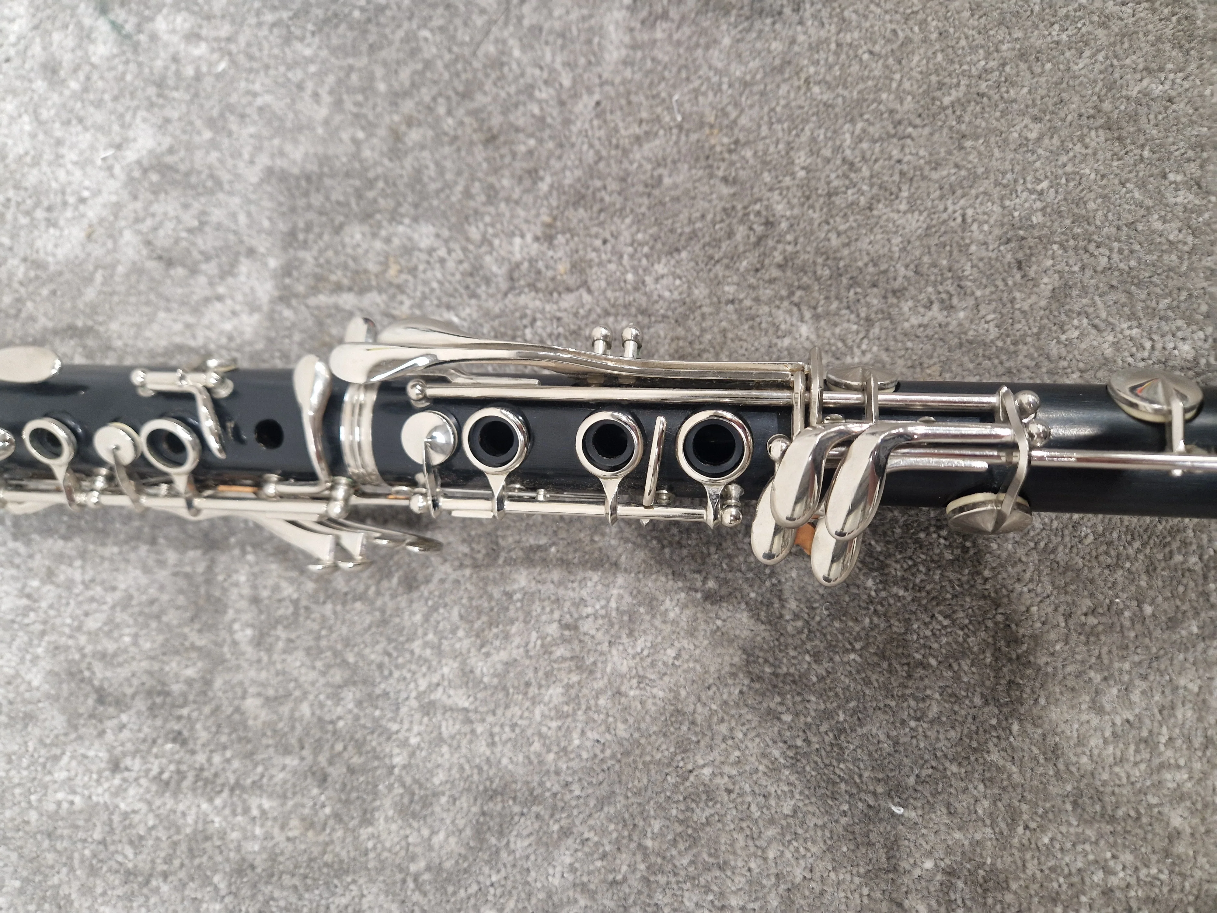 Evette Buffet Crampon Clarinet - Professional Woodwind Instrument - Very Good w/ Hard Case & Clarinet Accessories - Image 9