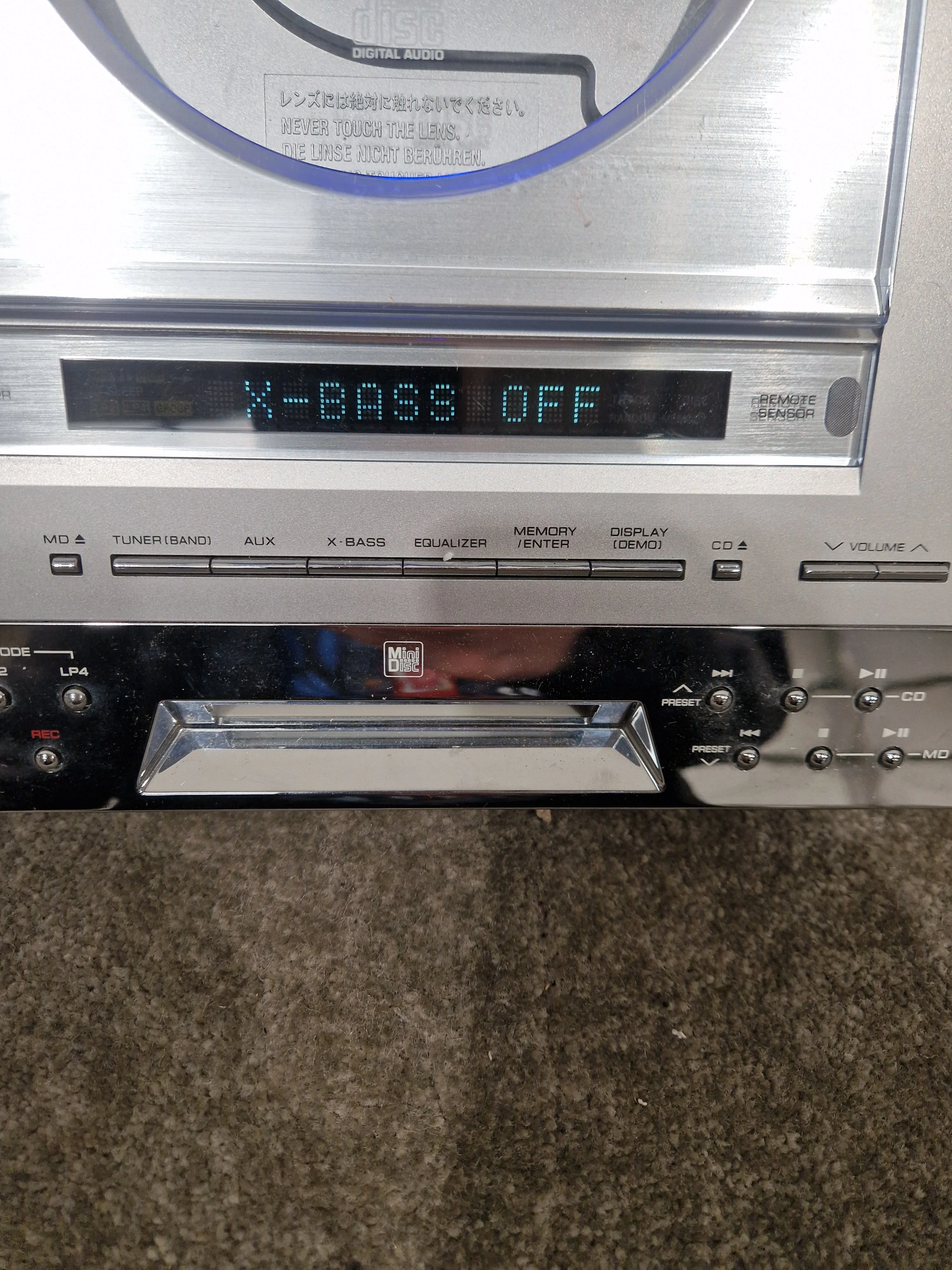 Sharp MD-E9000 Compact Component MiniDisc/CD System - Silver - Main Unit Only – MiniDisc System - Spares or Repair - Image 6