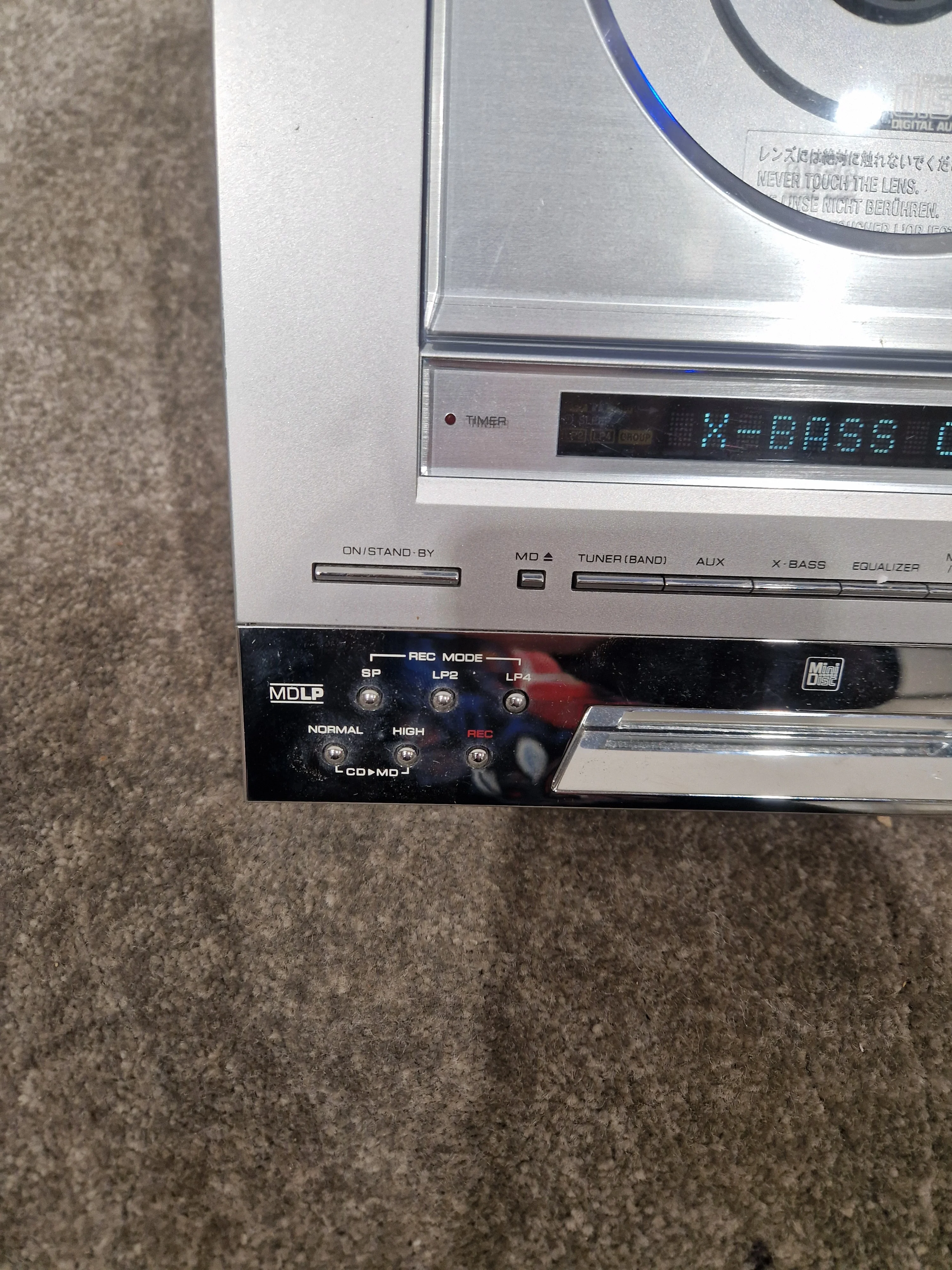Sharp MD-E9000 Compact Component MiniDisc/CD System - Silver - Main Unit Only – MiniDisc System - Spares or Repair - Image 7