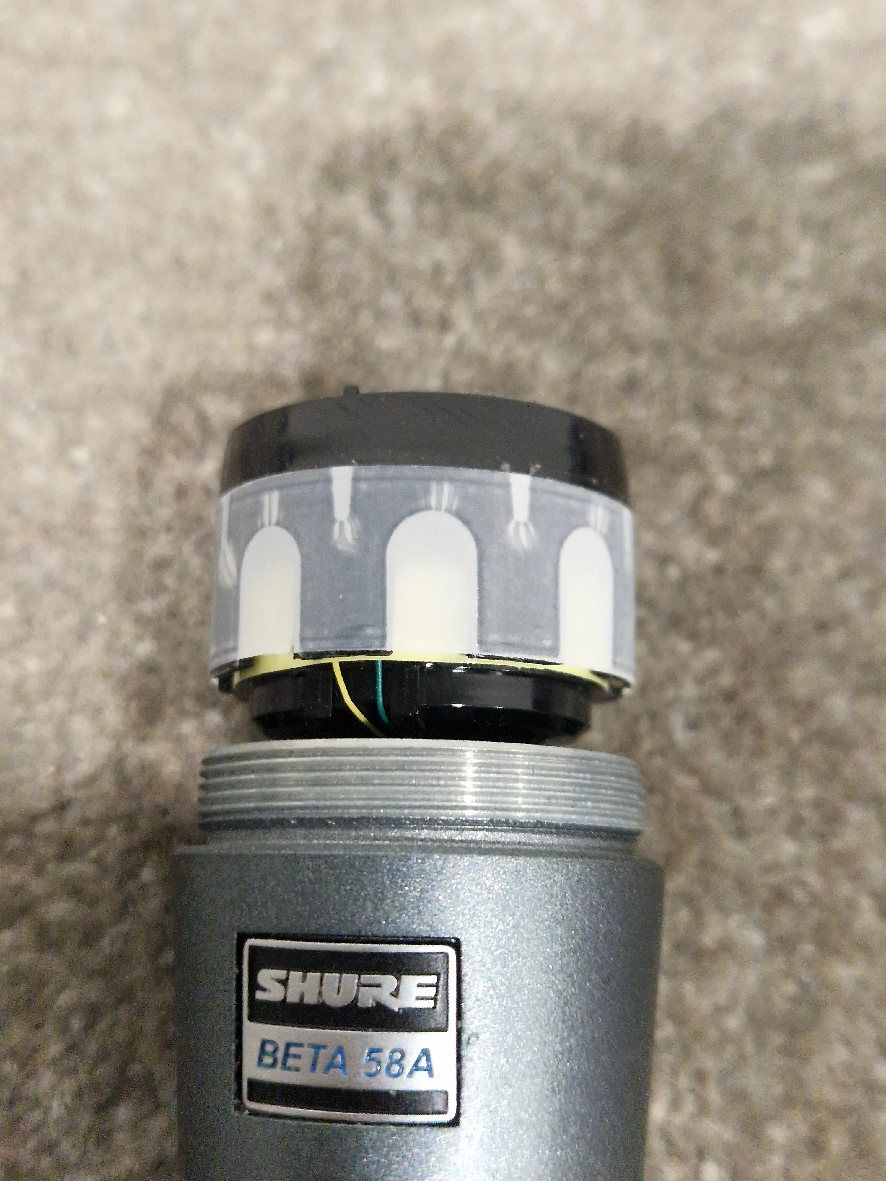 Shure BETA 58A Microphone - Excellent w/ Soft Case & Cables - Image 11