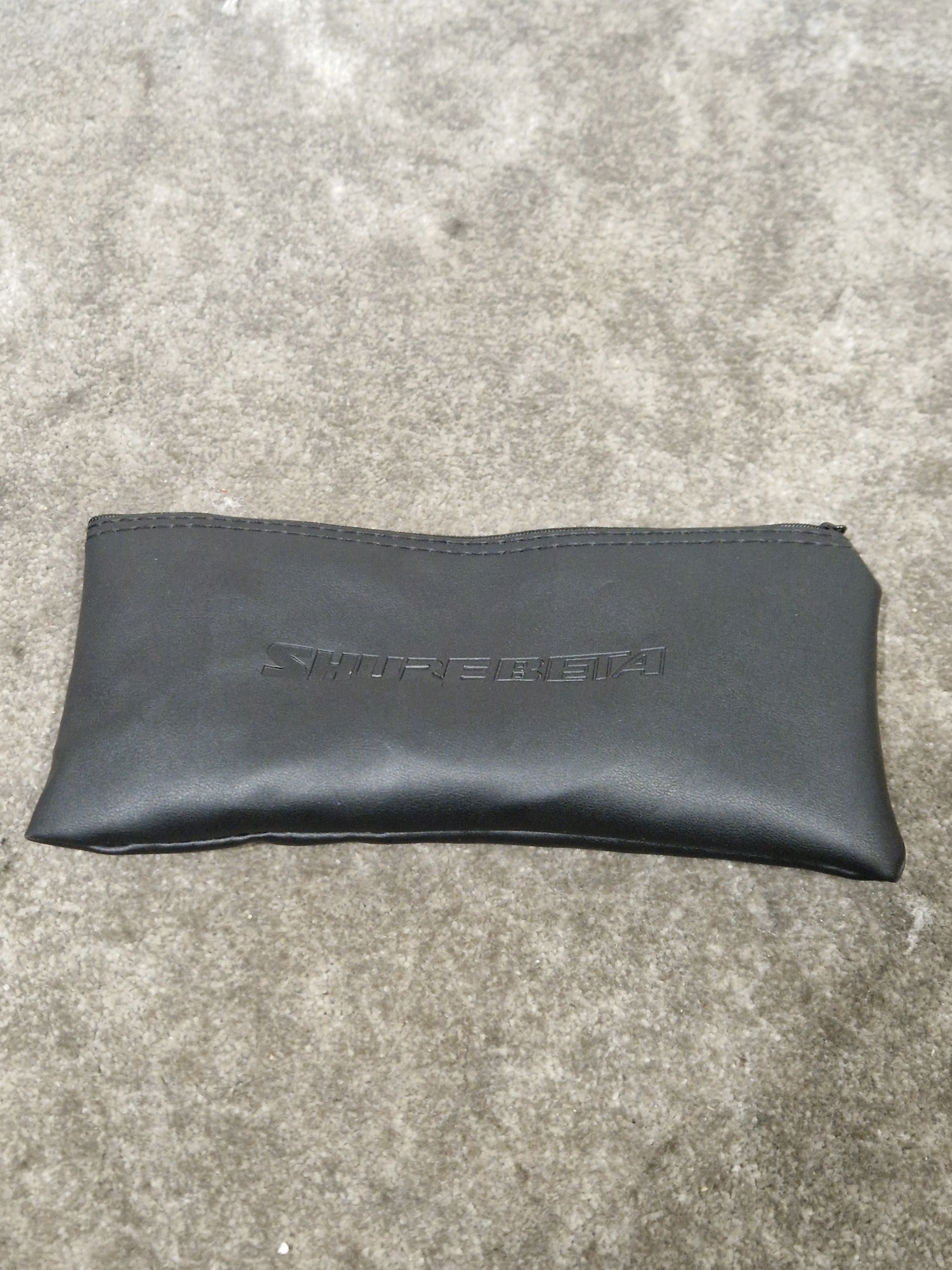Shure BETA 58A Microphone - Excellent w/ Soft Case & Cables - Image 9