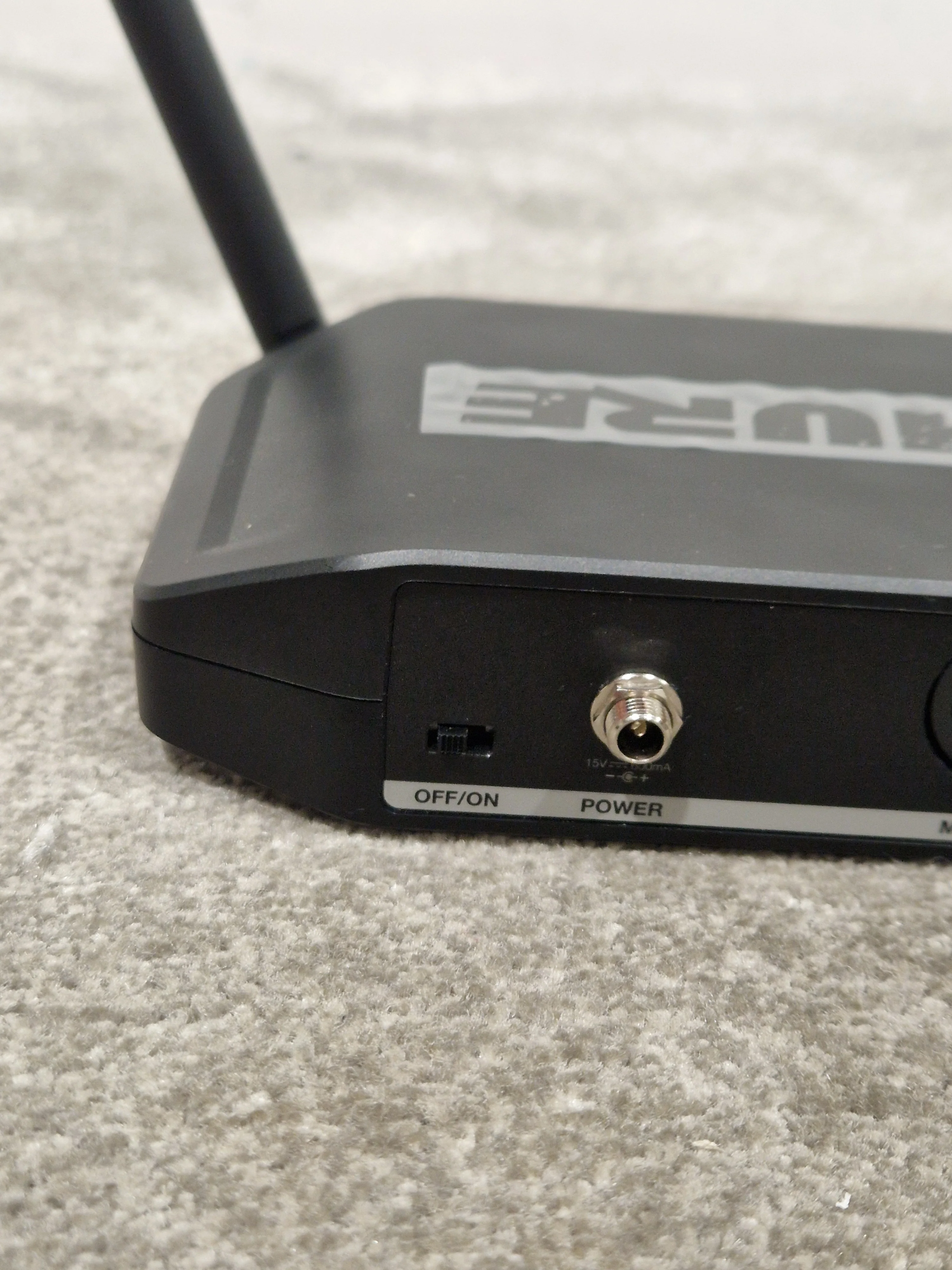 Shure GLXD24+/Beta58A - Wireless Microphone System - Like New w/ Power Supply  & Soft Case - Image 23