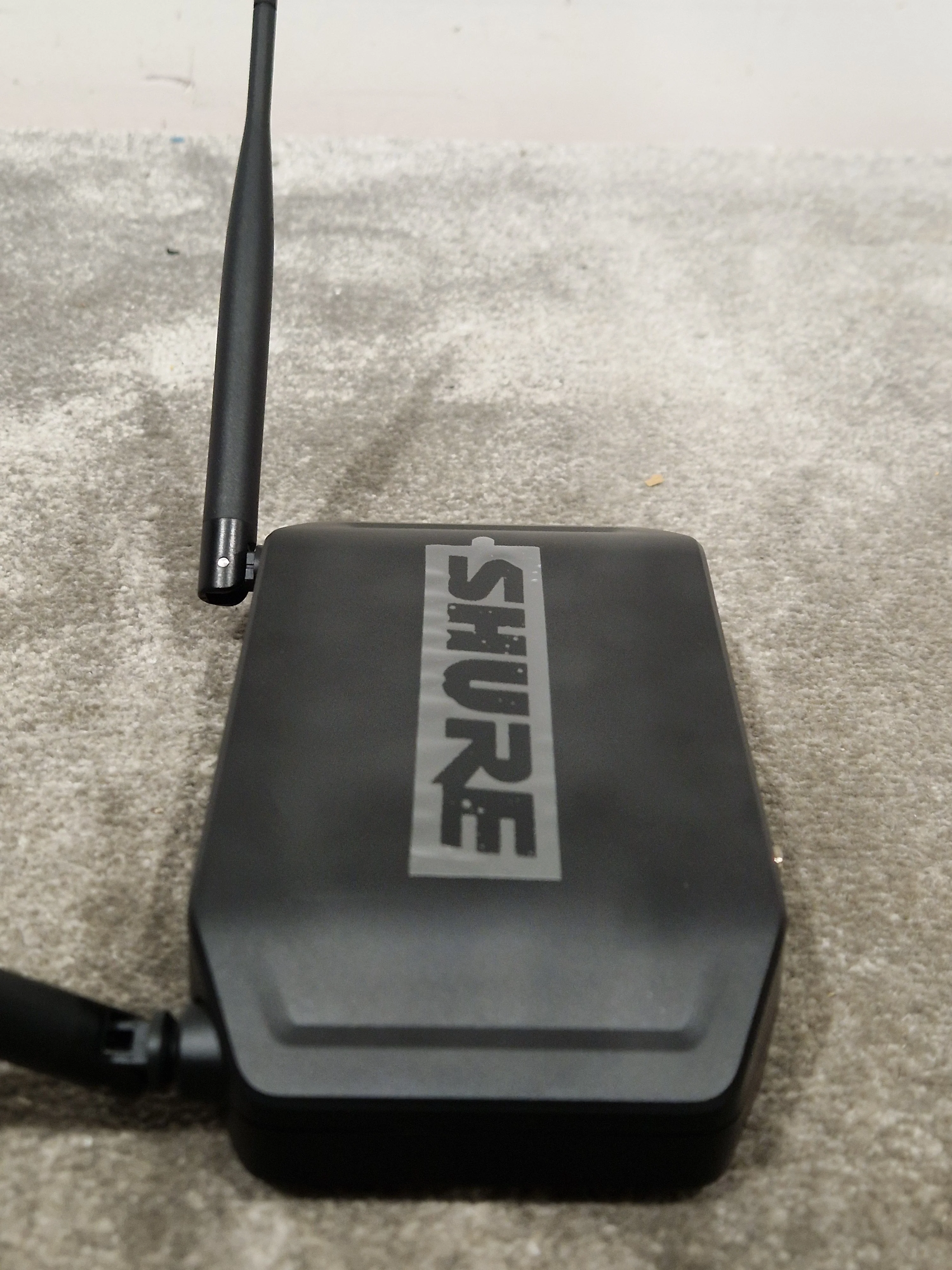 Shure GLXD24+/Beta58A - Wireless Microphone System - Like New w/ Power Supply  & Soft Case - Image 25