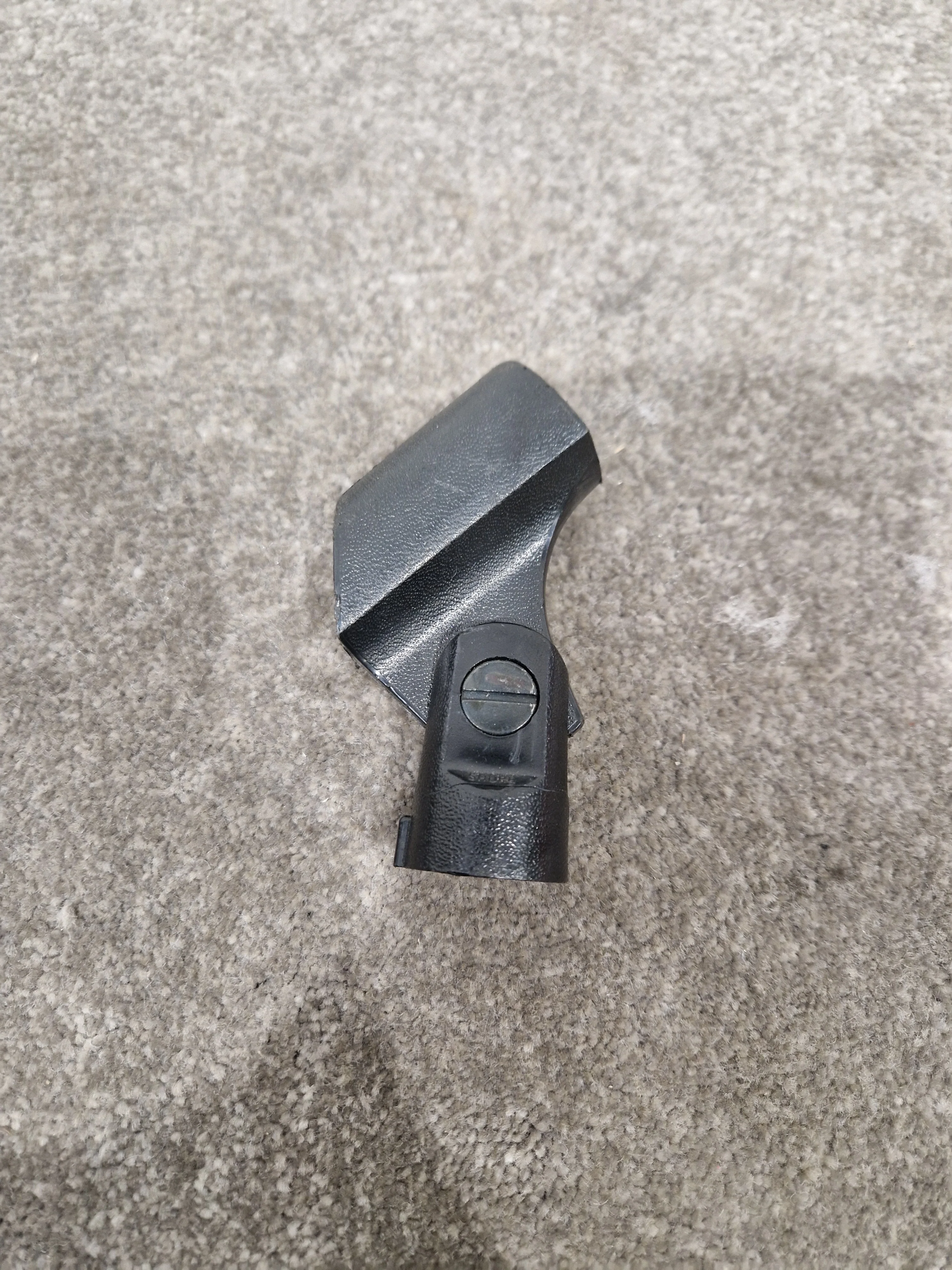Shure Mic Holders Set OF 4 - Durable Mounting Solution - Very Good - Image 2