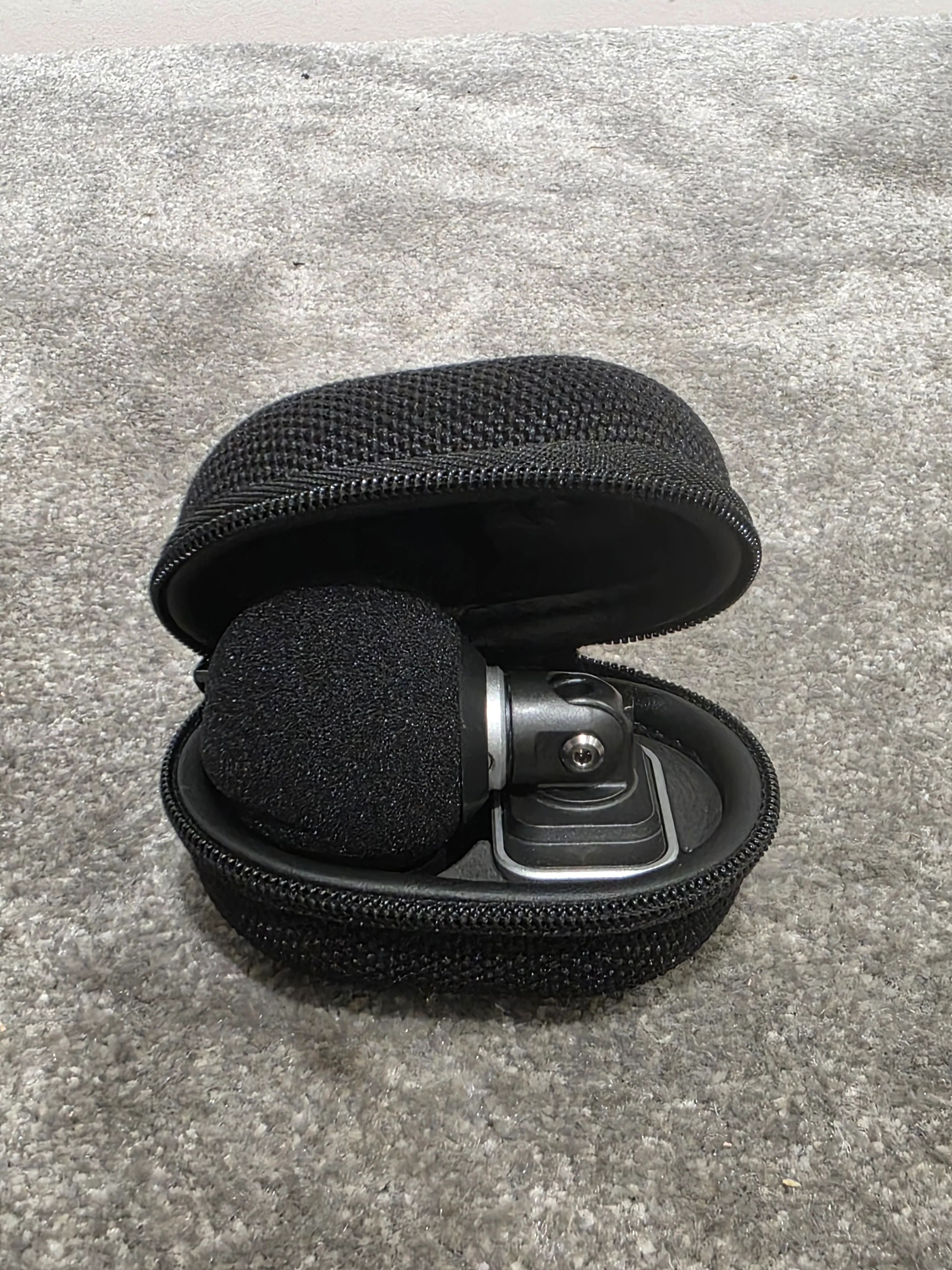 Shure MV88 - Condenser Microphone - Lightning Connector - Excellent w/ Soft Case - Image 4