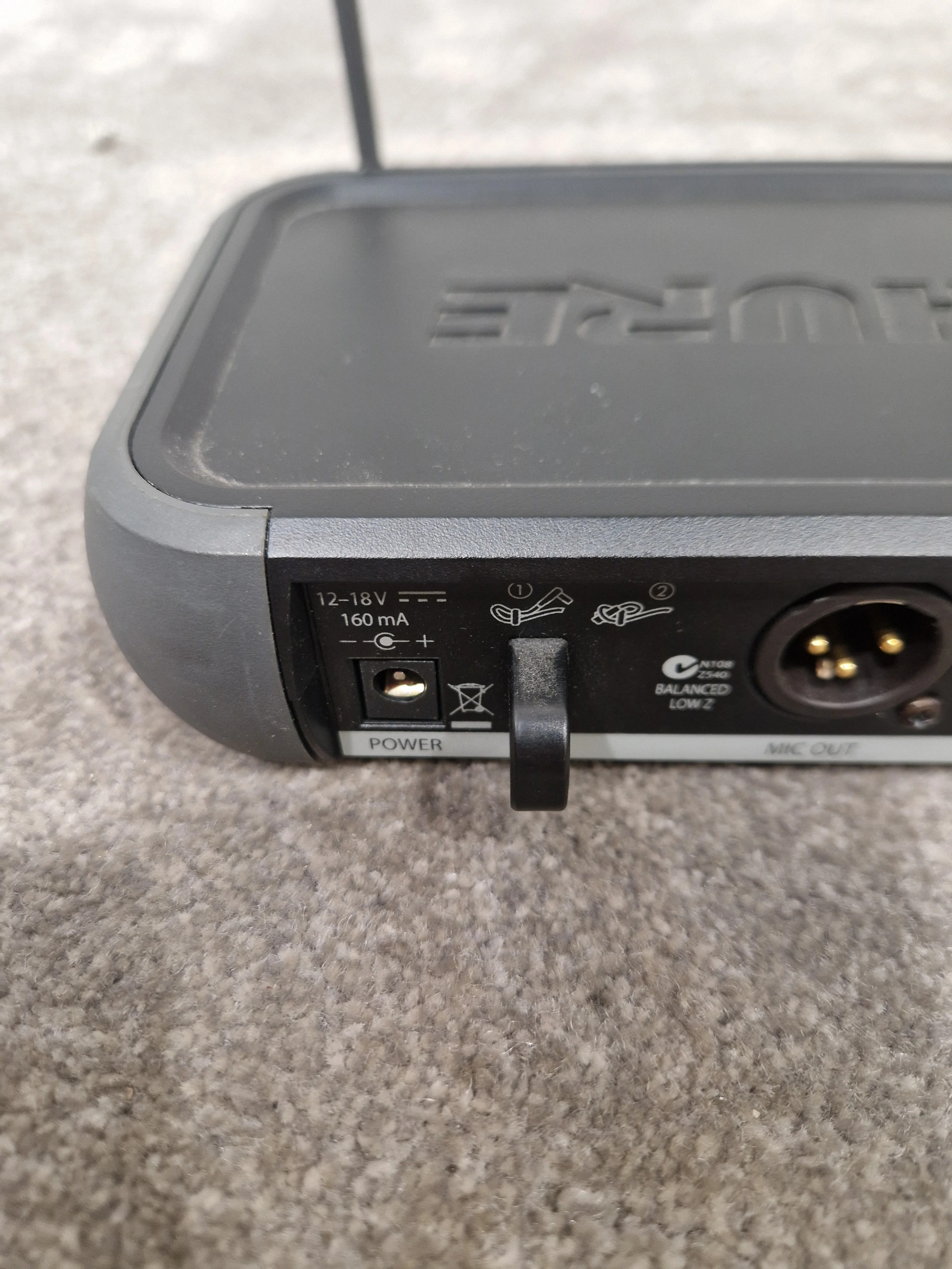 Shure Pgx4 Wireless Receiver - UHF Frequency, Diversity Operation - Excellent w/ Power Supply - Image 3