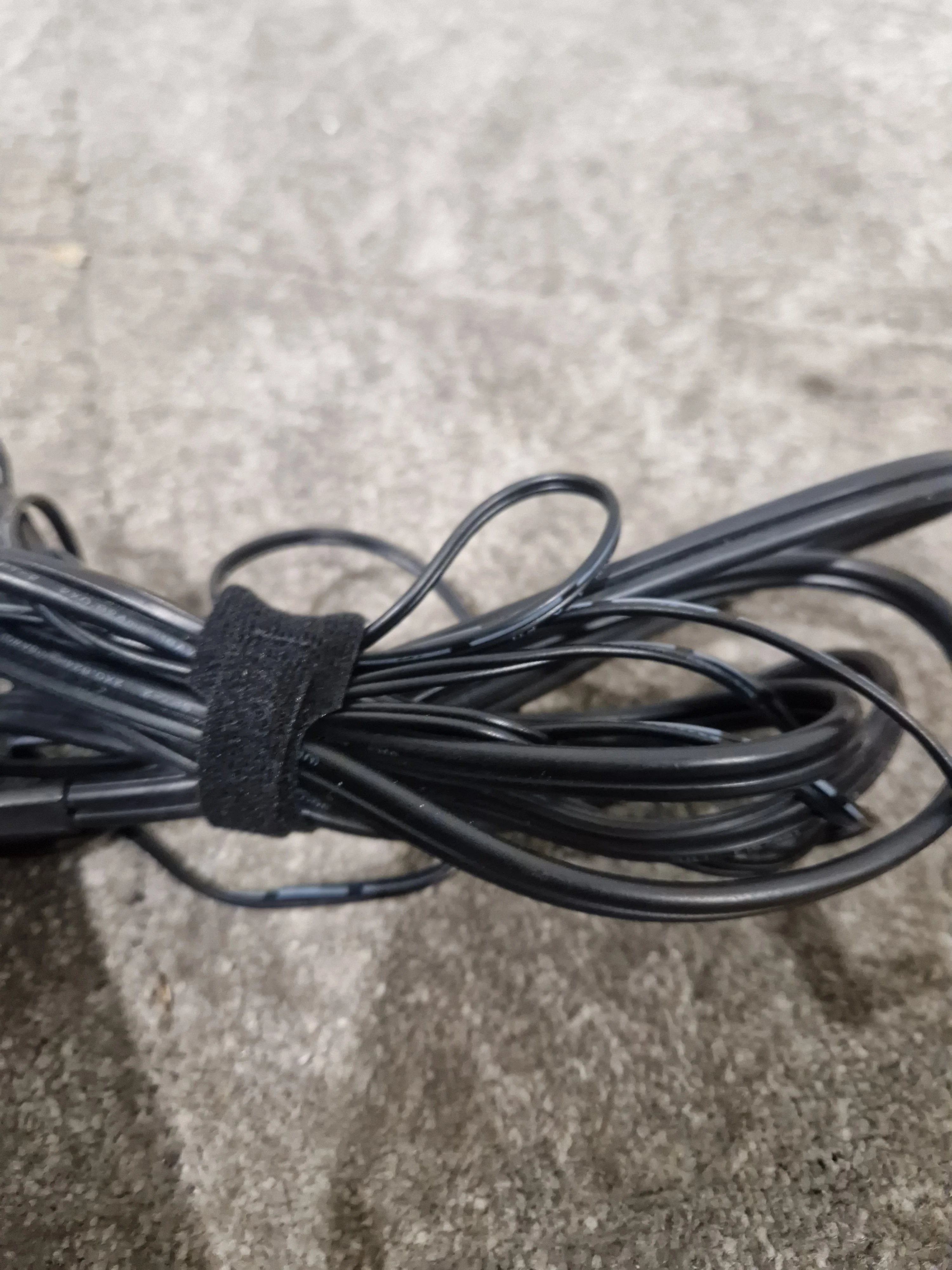Shure PS24UK Replacement Power Supply – Power Supply - Excellent - Image 4