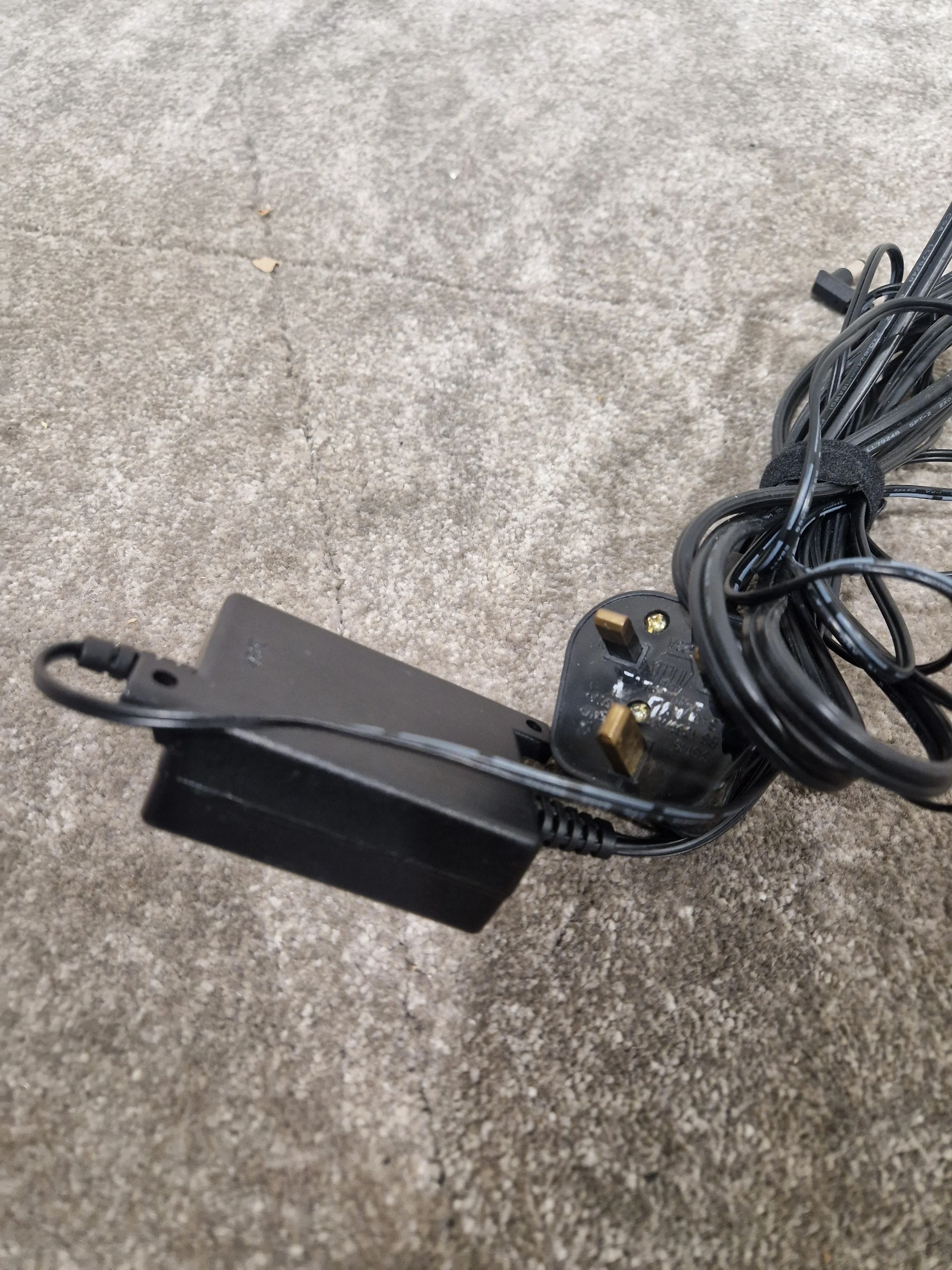 Shure PS24UK Replacement Power Supply – Power Supply - Excellent - Image 7