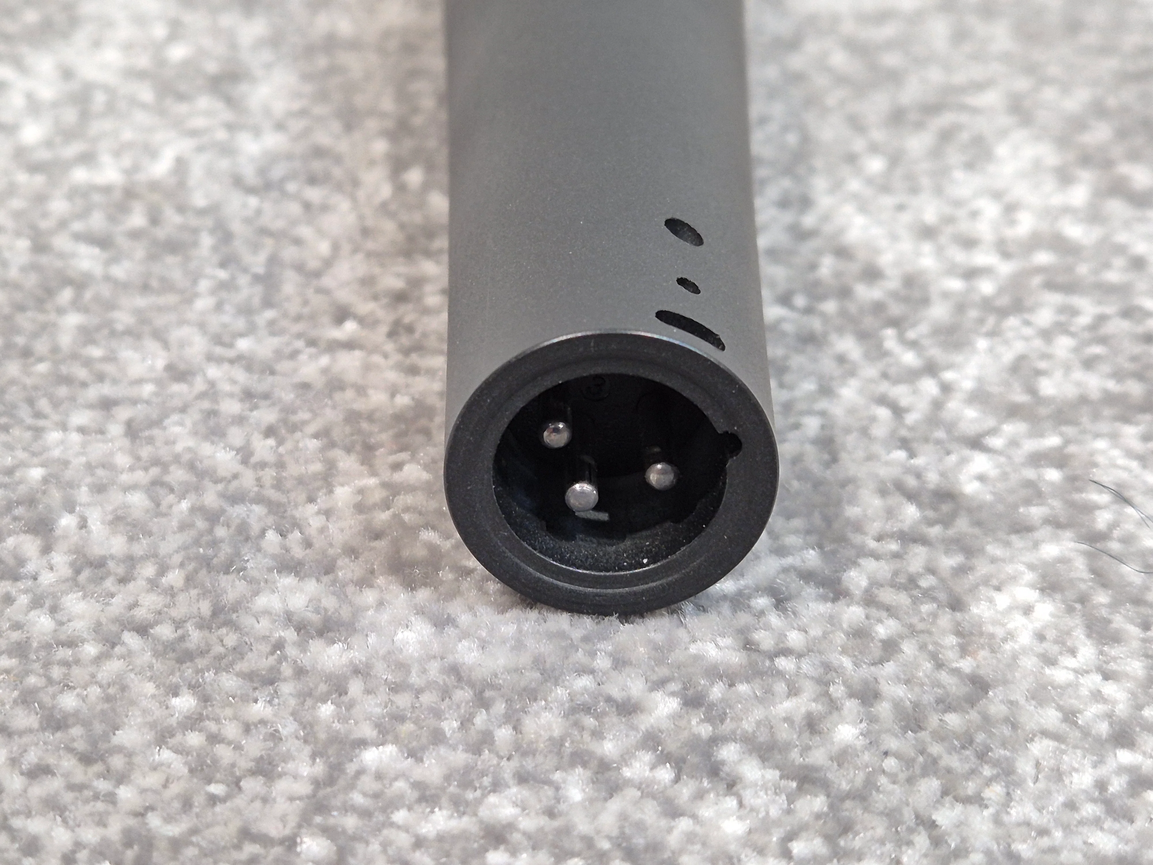 Shure SM57 - Low-Impedance Cardioid Dynamic Microphone - Image 4