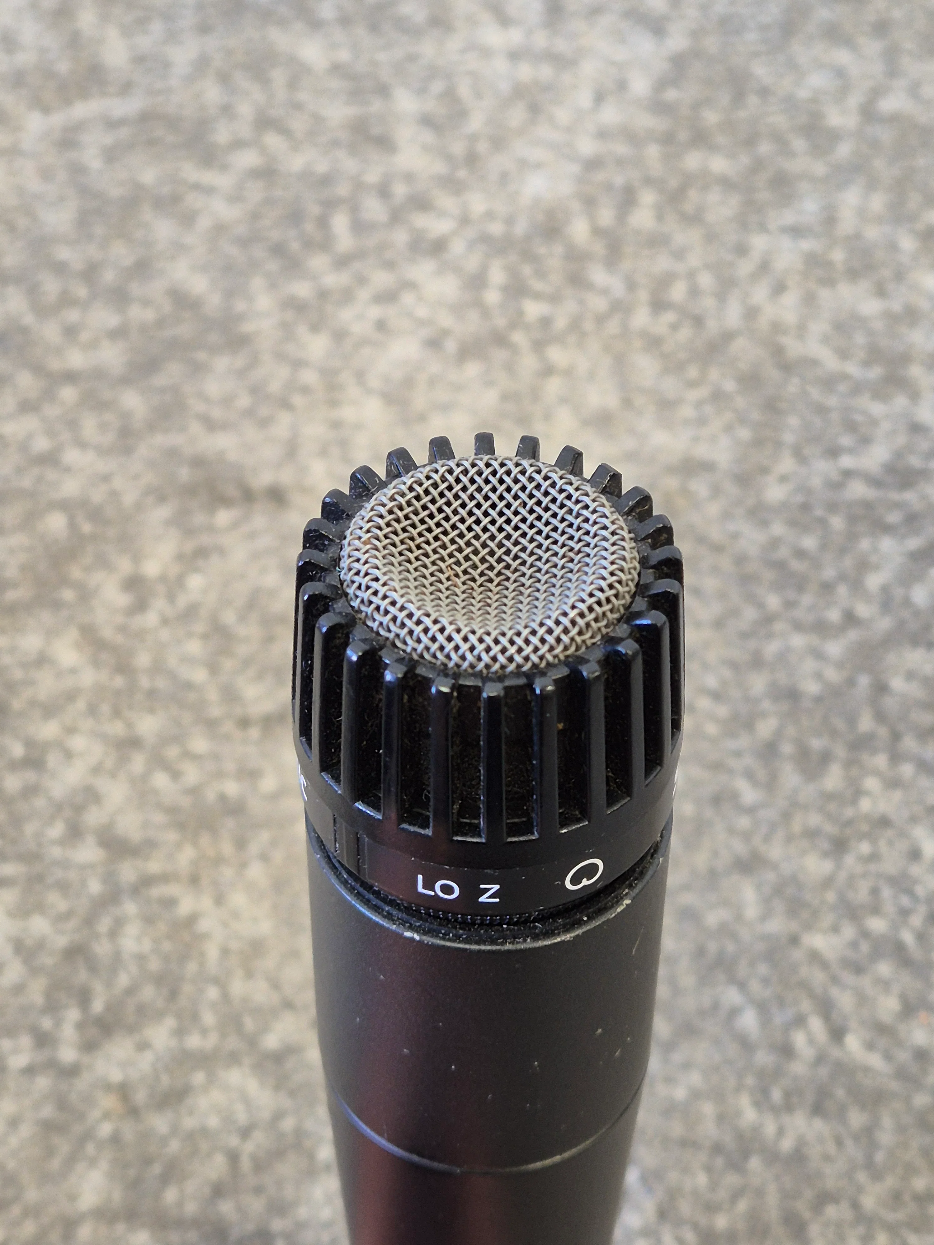 Shure SM57 Dynamic Instrument Microphone w/ Original Box - Very Good Condition - Image 4