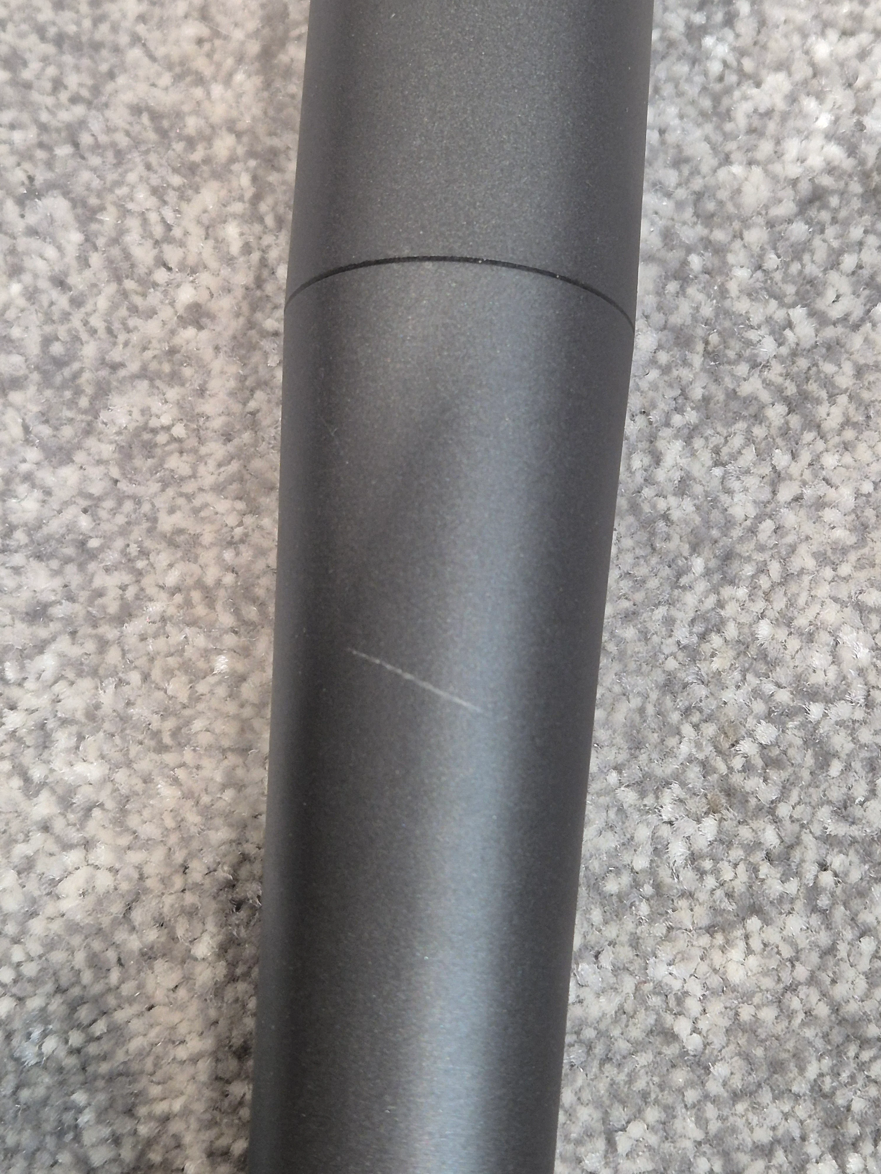 Shure SM57 - Low-Impedance Cardioid Dynamic Microphone w/ Case - Image 2