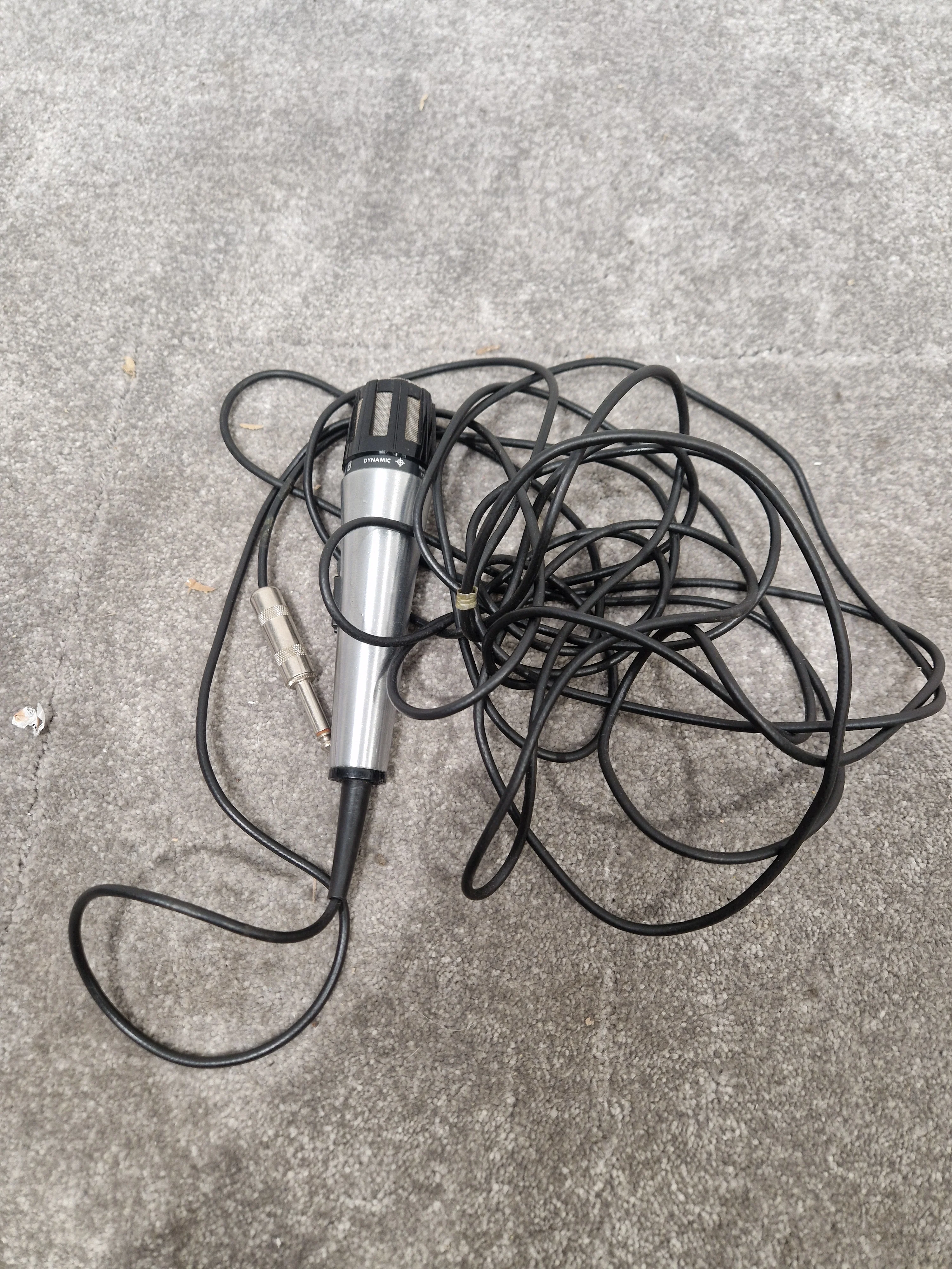 Shure Unidyne B - Iconic Vocal Microphone, Cardioid Pattern - Very Good - Image 4