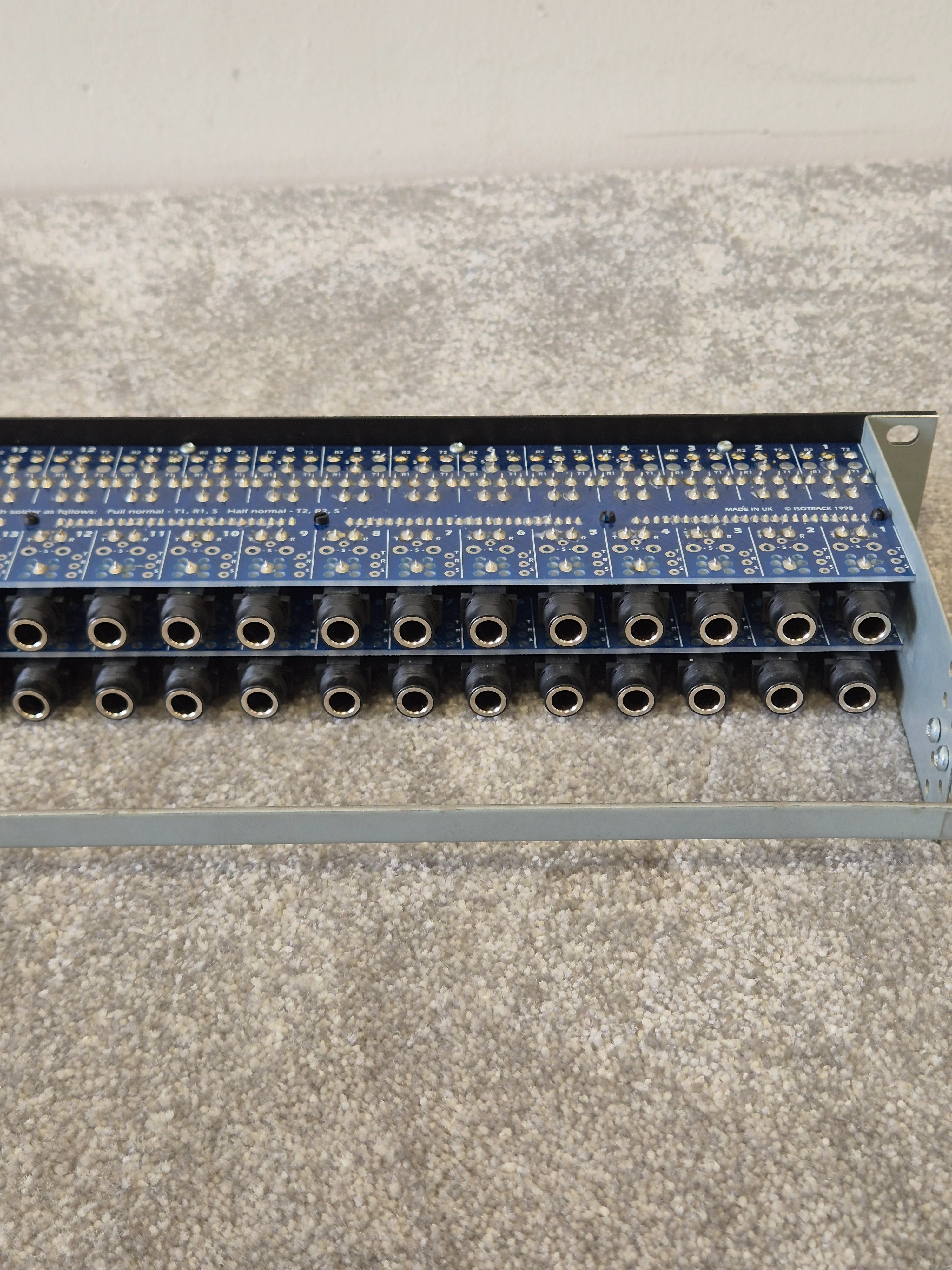 Signex CPJ48 Isopatch Jack - 48-Point Patch Bay - Very Good - Image 9